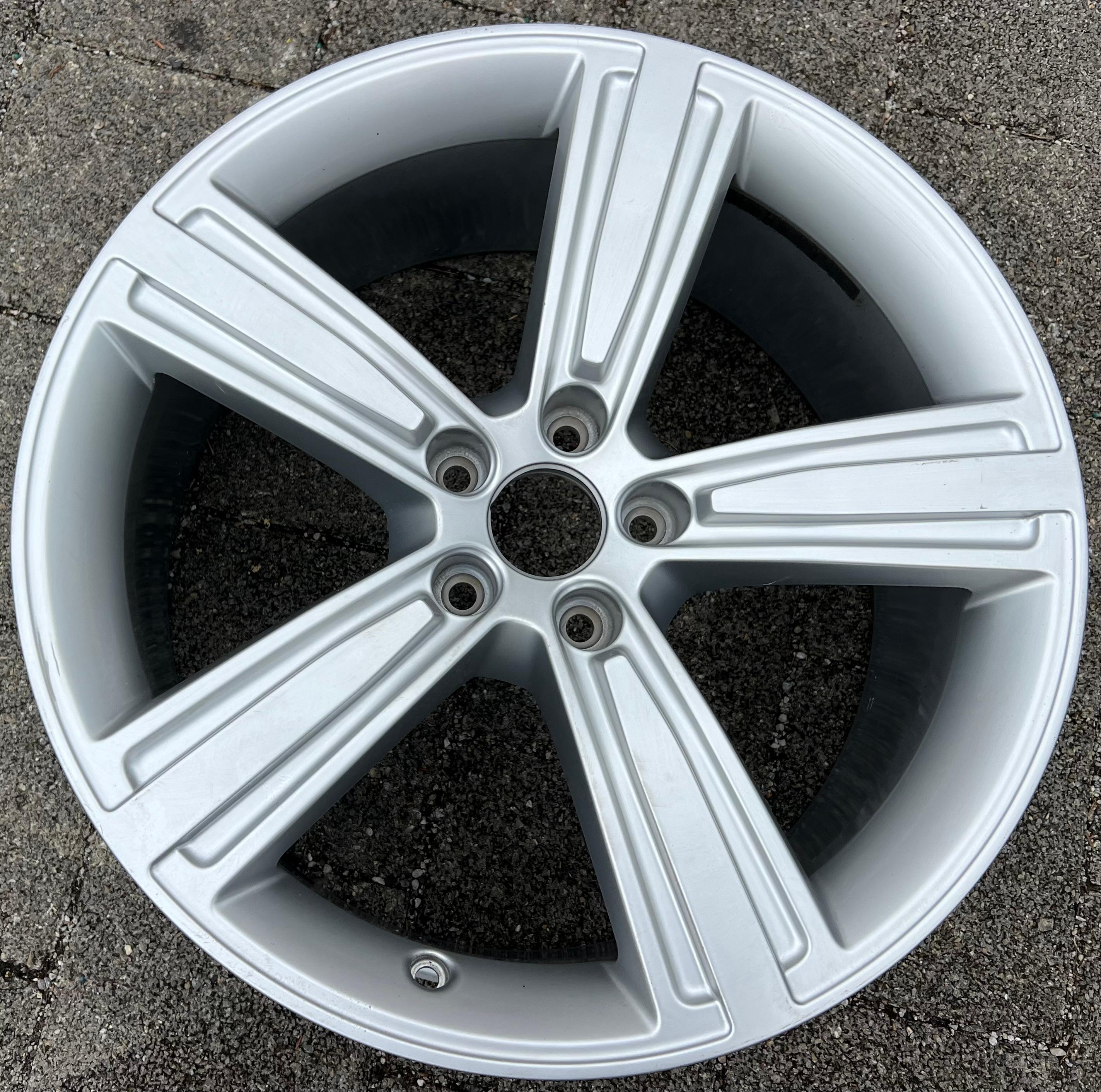 1 jante en aluminium d'origine 19" pour Audi A8 4N 4N0601025J 8x19 ET32, livraison gratuite