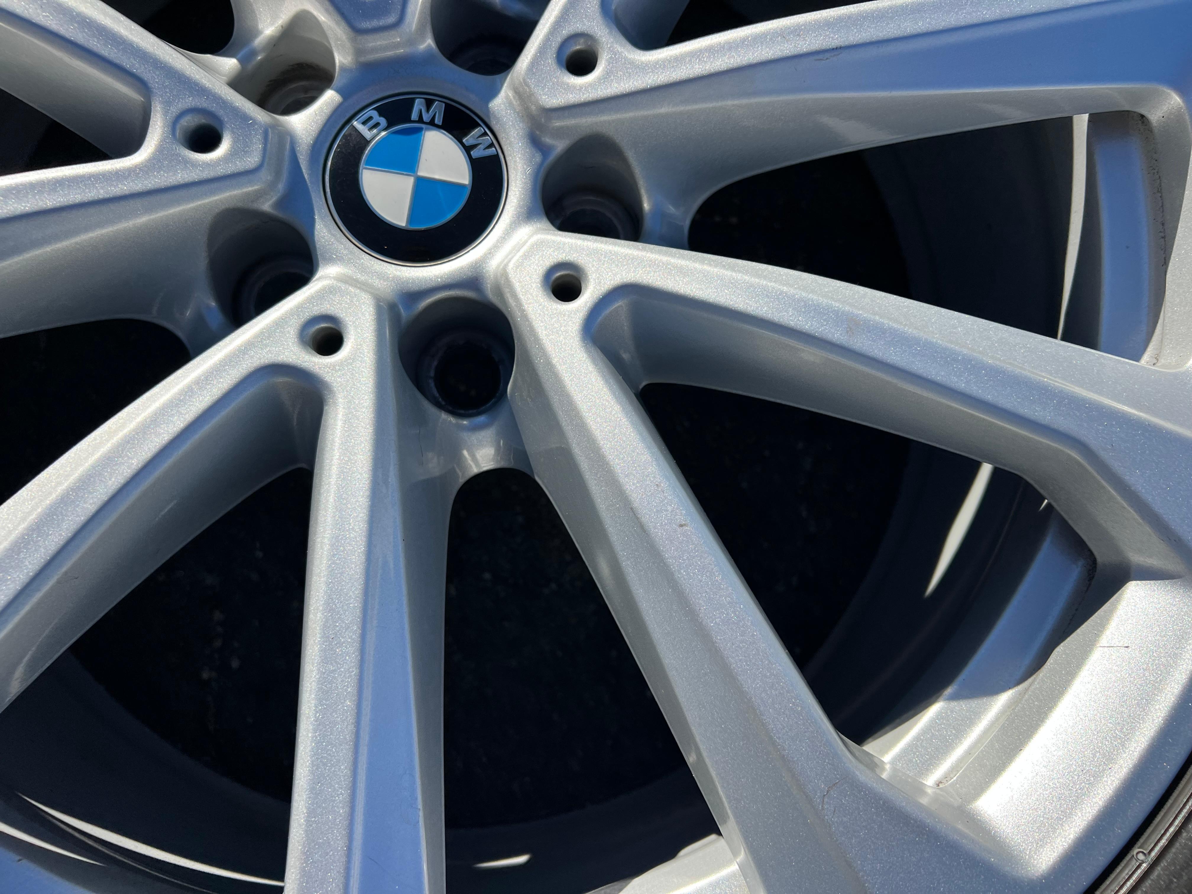 4 ORIGINAL 20" ALUFELGEN BMW X7 G07 6880688 STYLING 750 RDKS 8,5x20 ET35 FREIHAUS