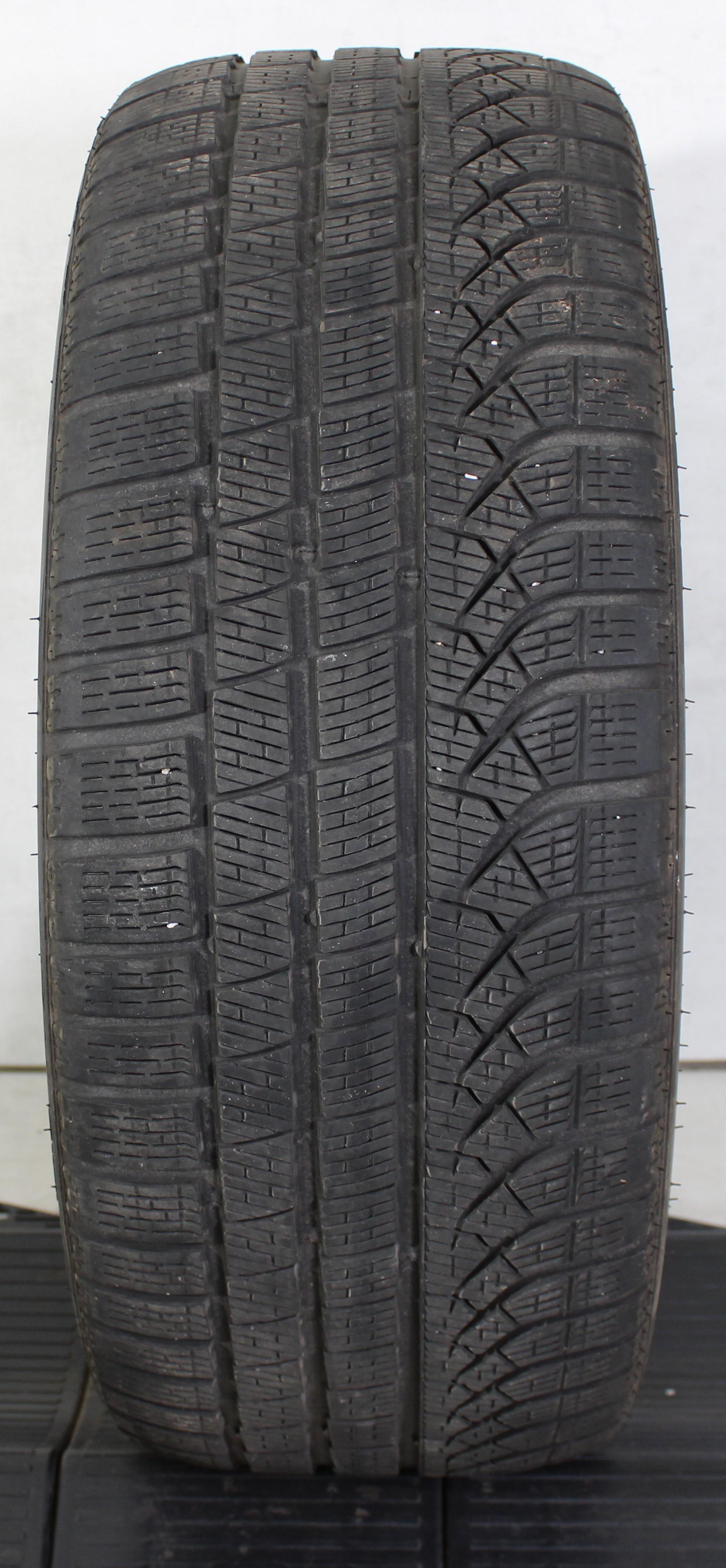 1 x 255/40R21 102H Winterreifen Pirelli Pzero Winter 5-5,5mm 2023 *