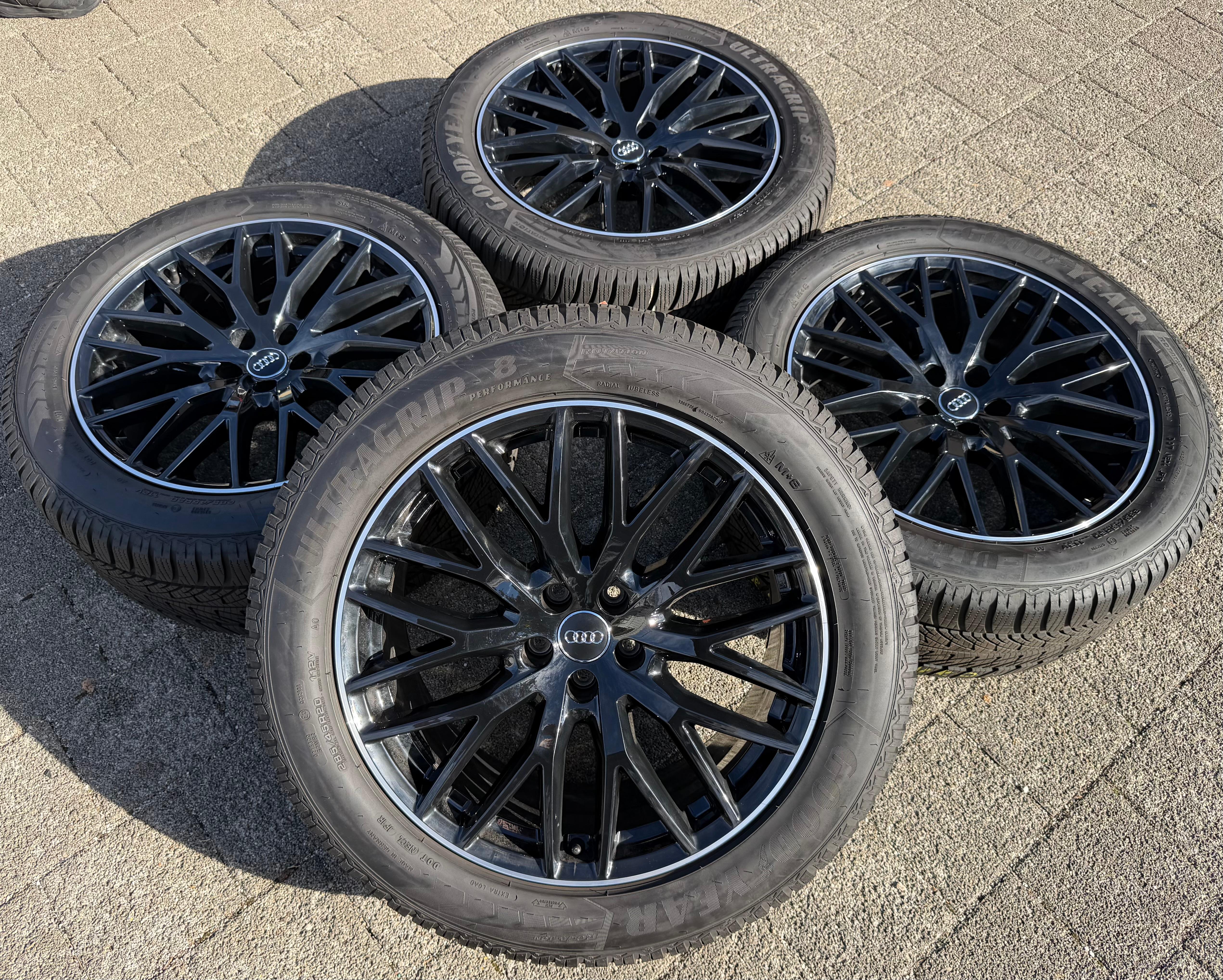 4 Original 20" Alu Winterräder Audi Q7 4M 4M0601025CR 285/45R20 112V Goodyear