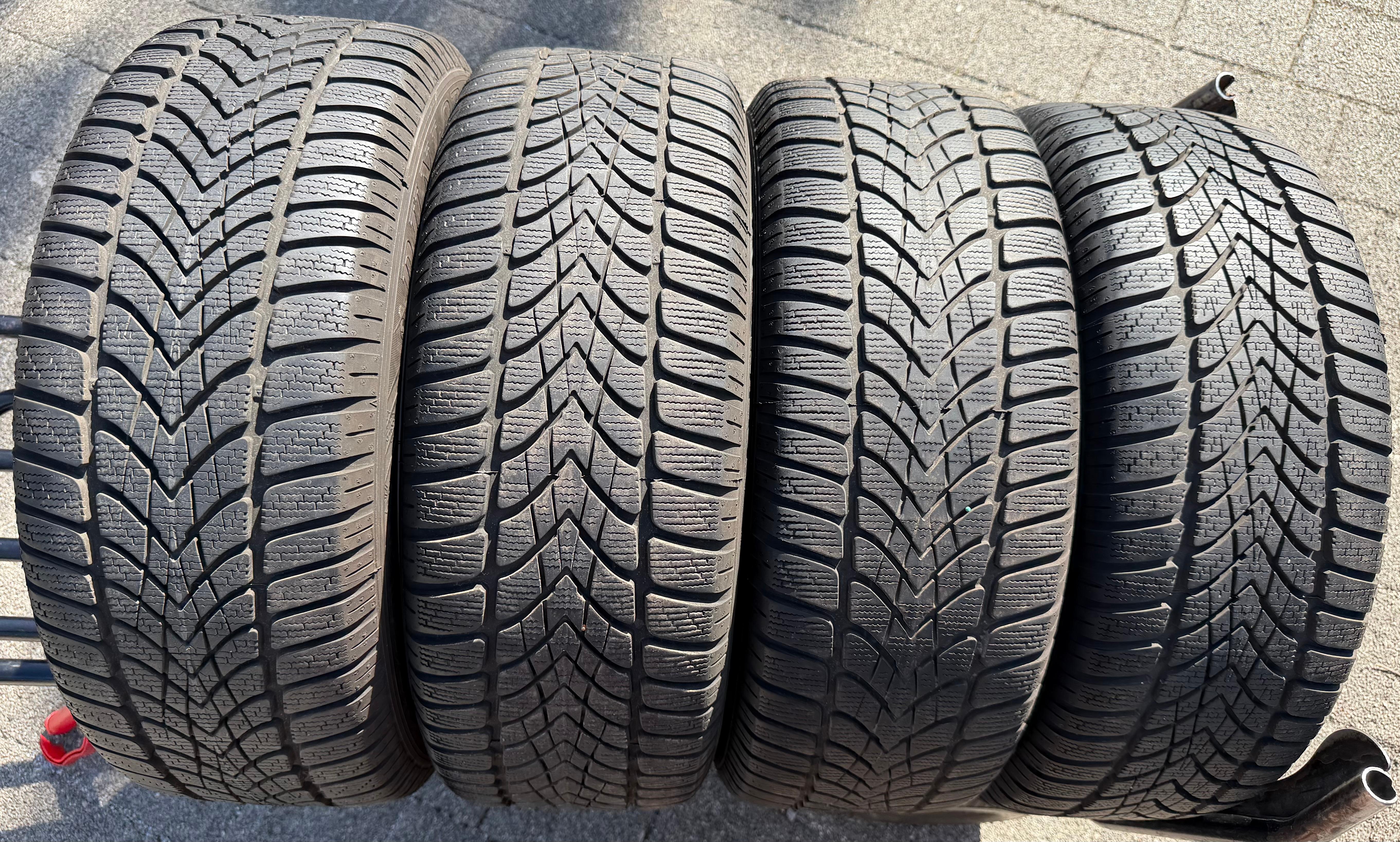 4 Original 17" Alu Winterräder Audi A4 B9 8W 8W0601025P 225/50R17 98H Dunlop 2022