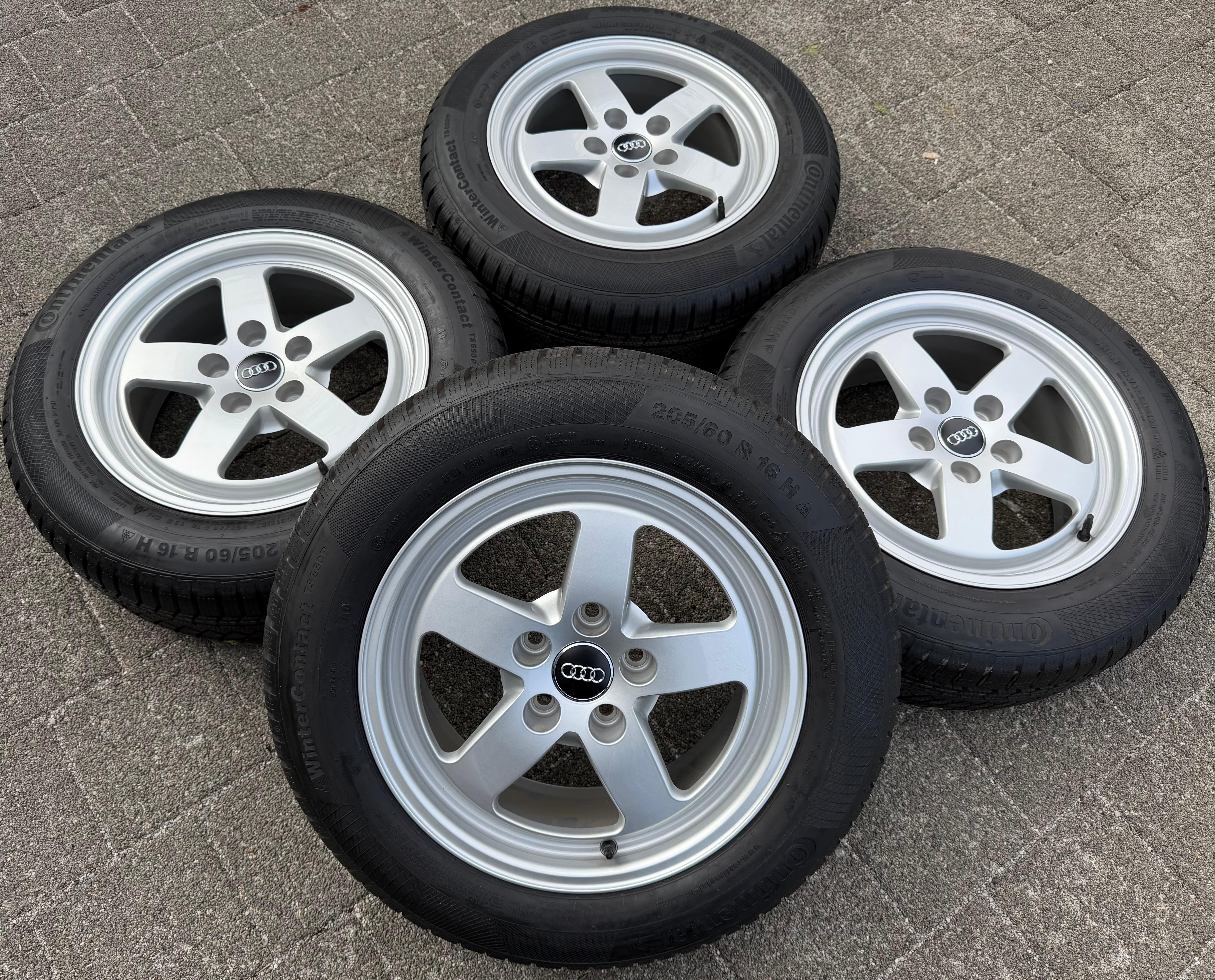 4 Original Alu Winterräder Audi A4 B9 8W 205/60R16 92H 8W0601025 Continental