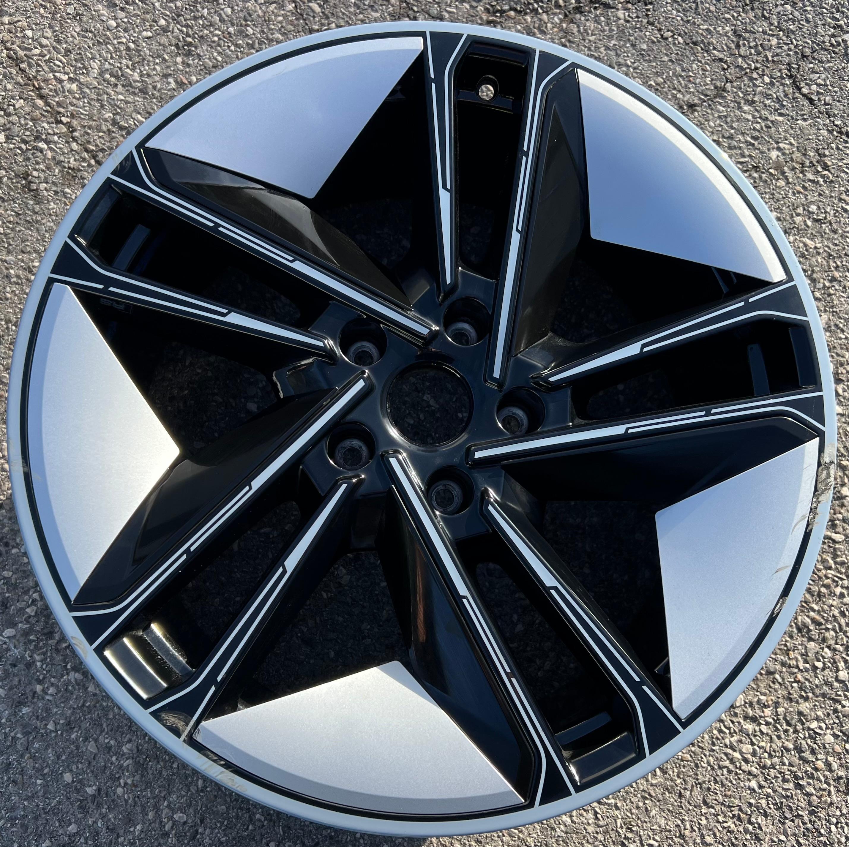 1 X ORIGINAL 21" ALUFELGE FELGE AUDI E-TRON 4J3601025AC 9,5x21 ET60 FREIHAUS