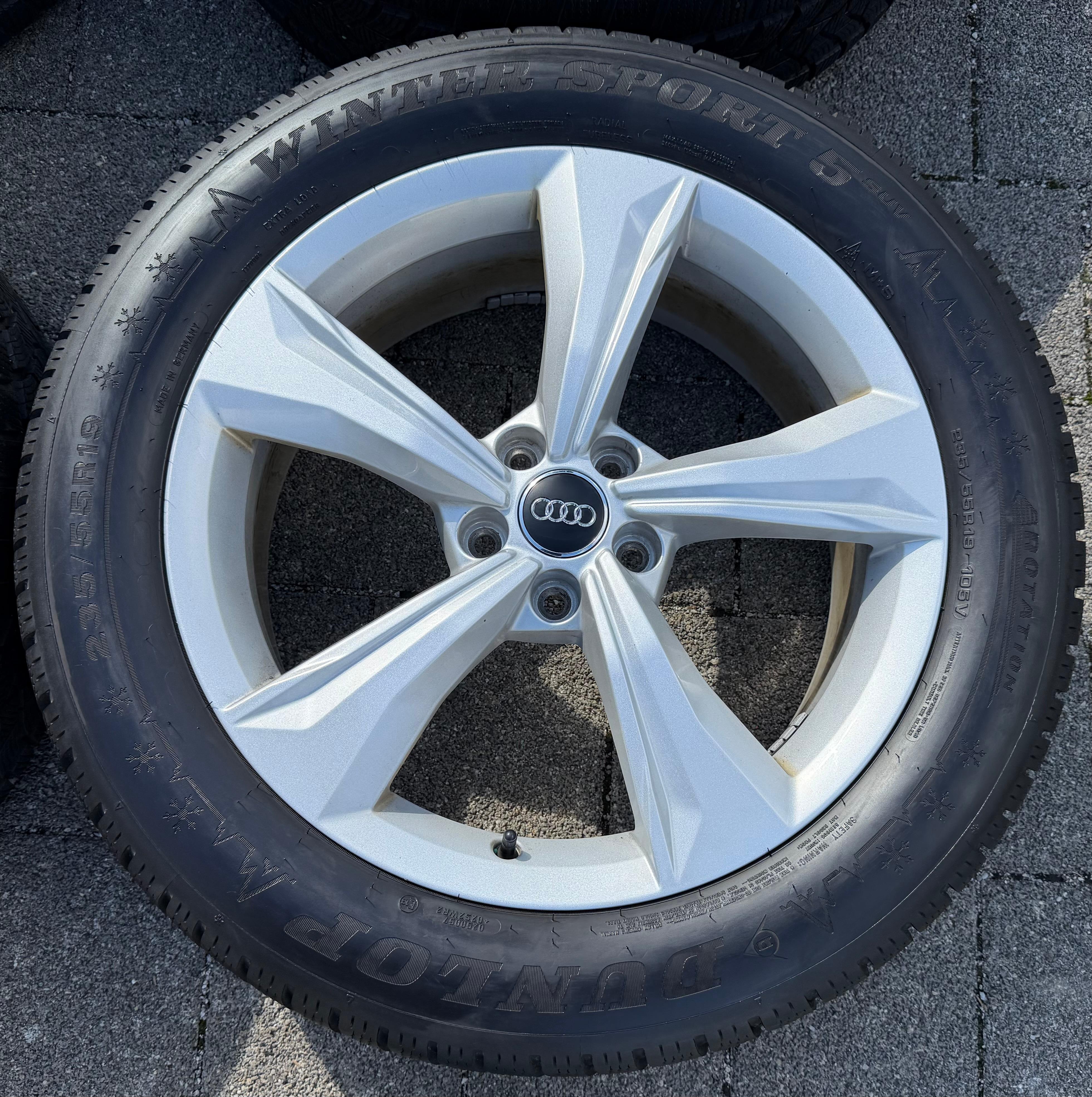 4 roues hiver complètes en alliage d’origine 19" Audi Q5 SQ5 FY 80A601025K 235/55R19 105V Dunlop