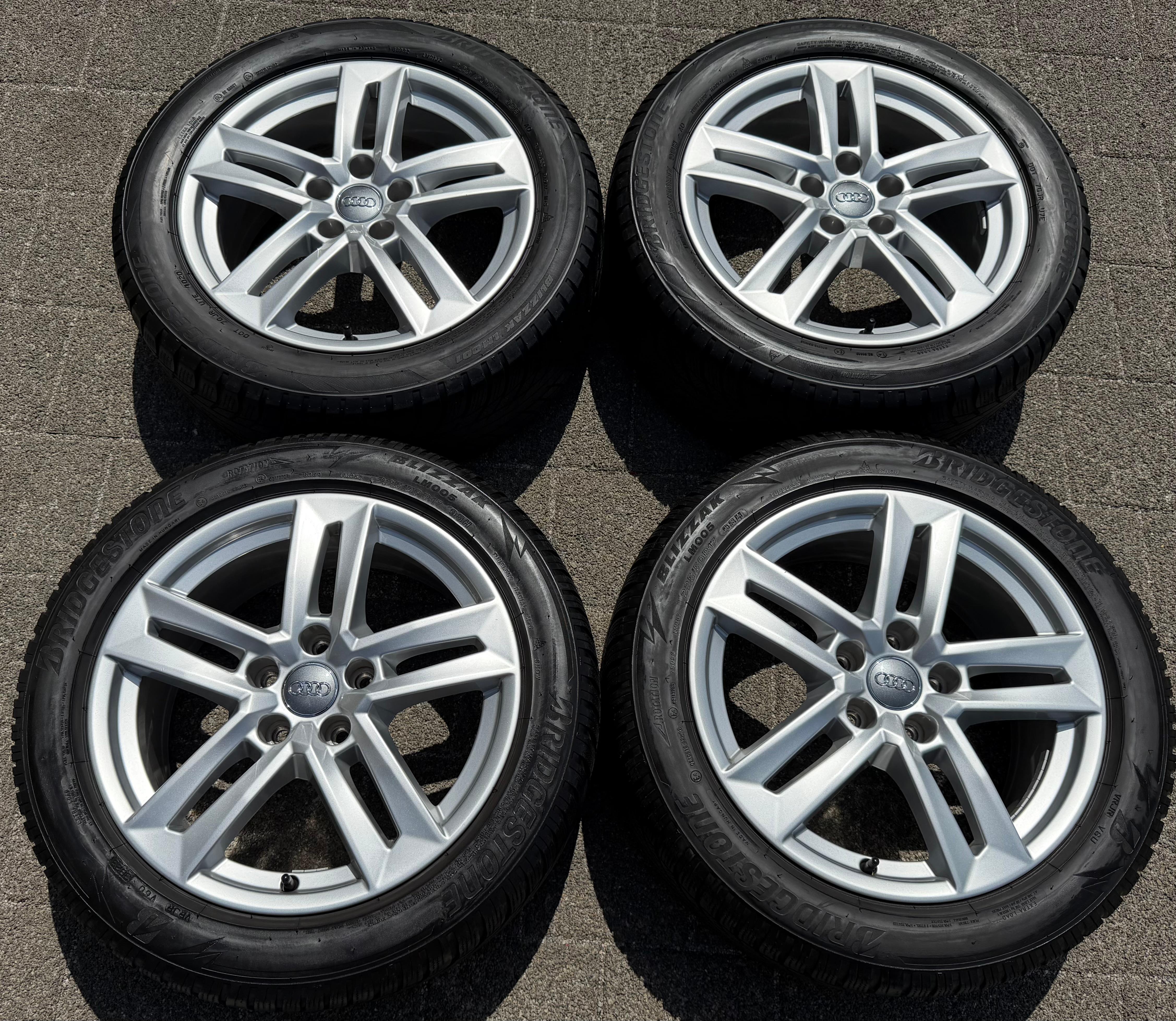 4 Original 17" Alu Winterräder Audi A4 B9 8W 8W0601025P 225/50R17 98H Bridgestone