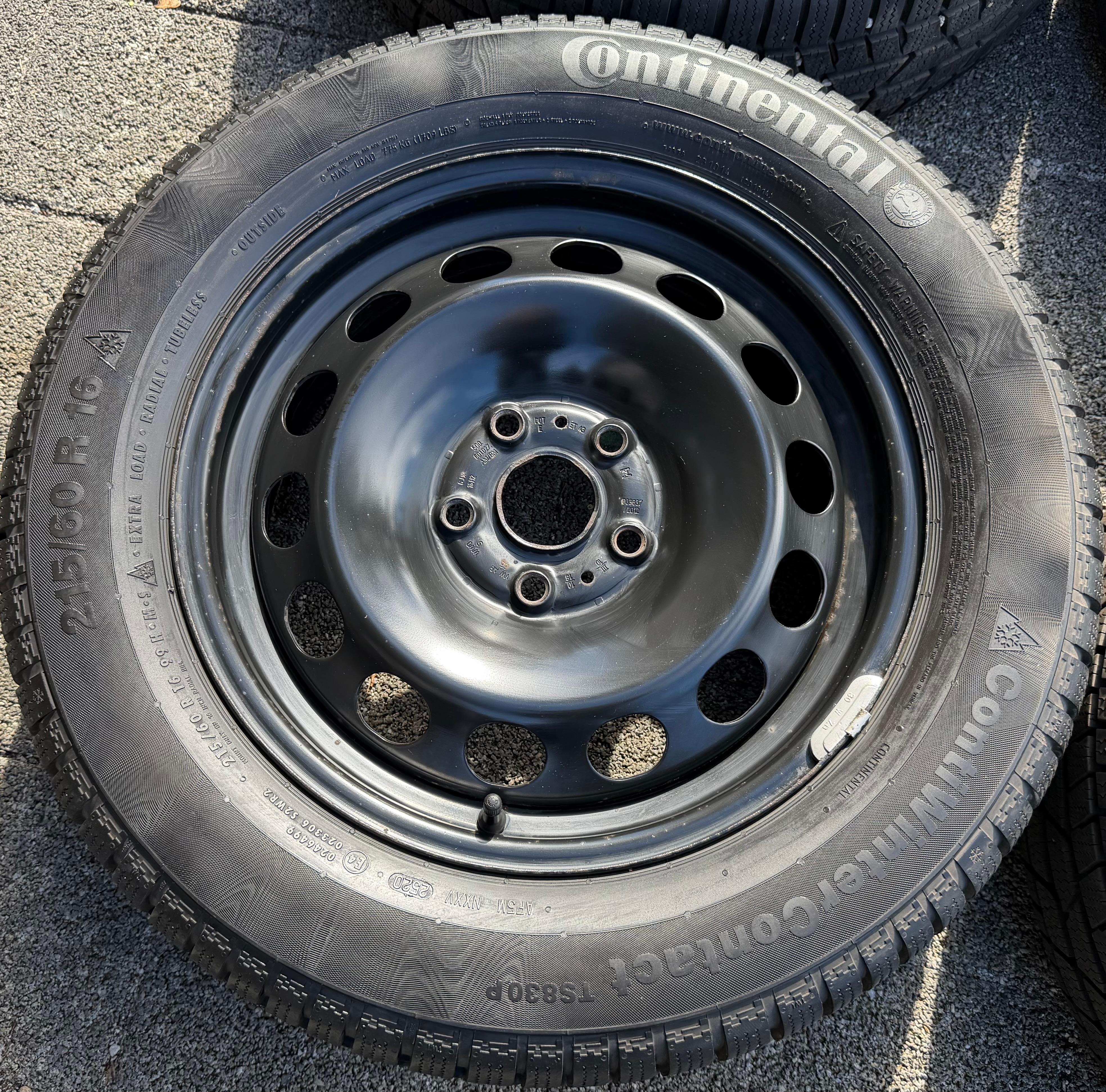 4 Winterräder VW T-Roc Skoda Karoq Seat Cupra Ateca 215/60R16 99H Continental