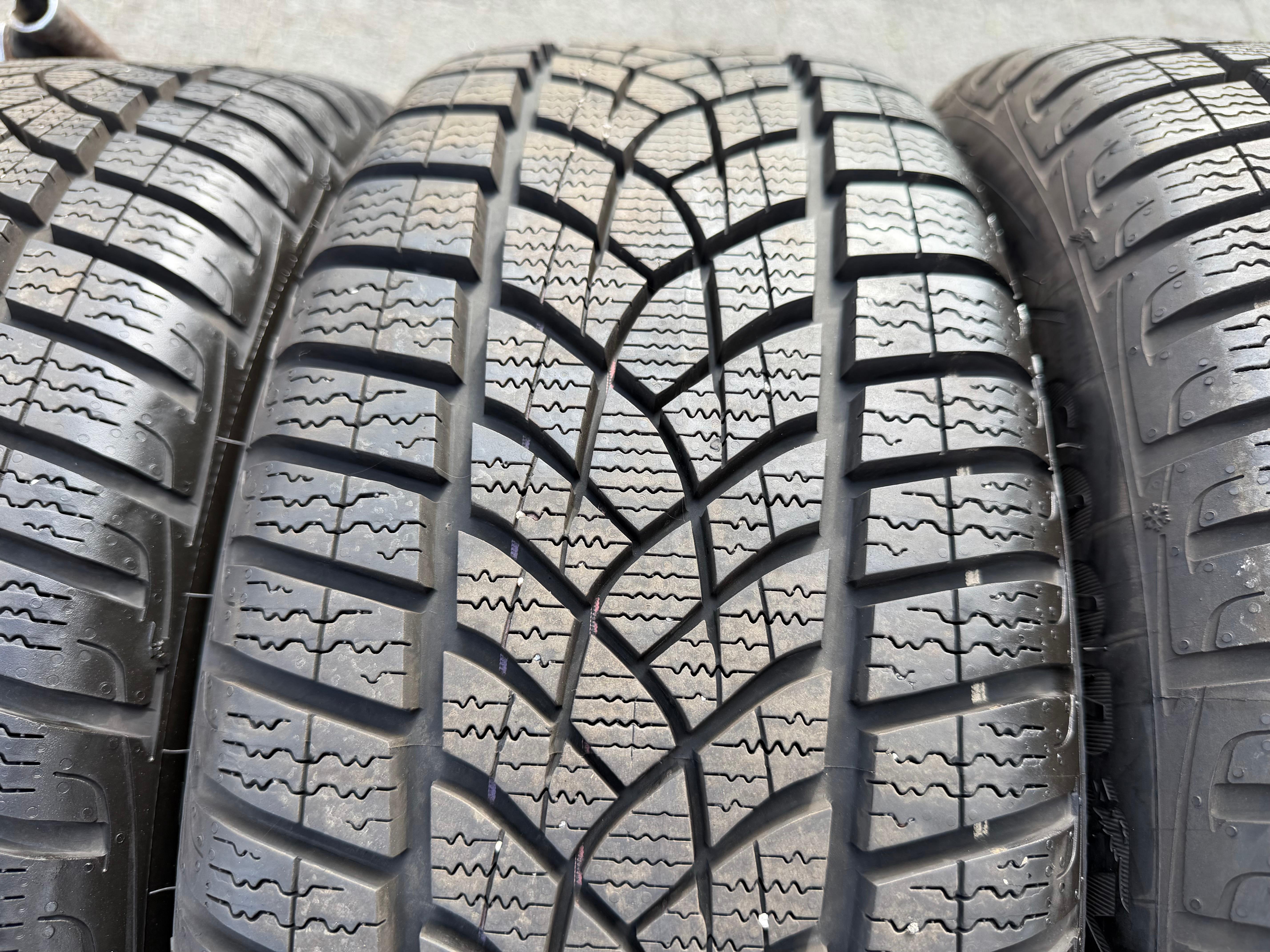 4 Winterräder Audi A3 8V Sportback Cabrio  205/55R16 91H Goodyear 8V0601027A 2021