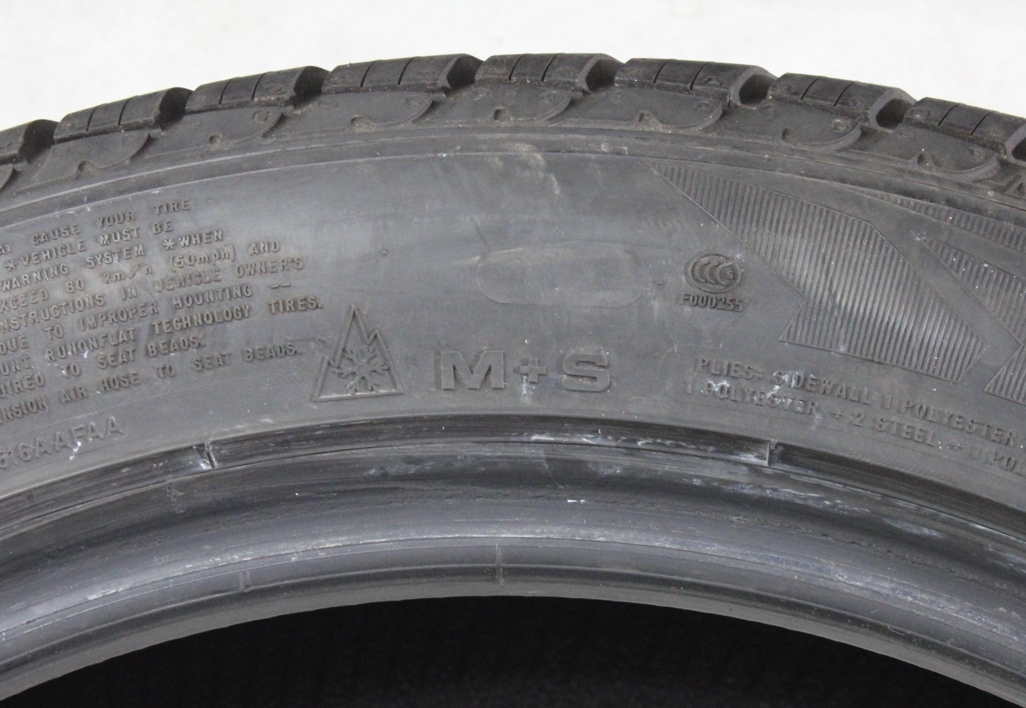 4 x 245/45R18 100V Winterreifen Goodyear Ultra Grip 8 Performance MOE* Runflat 6mm 2020
