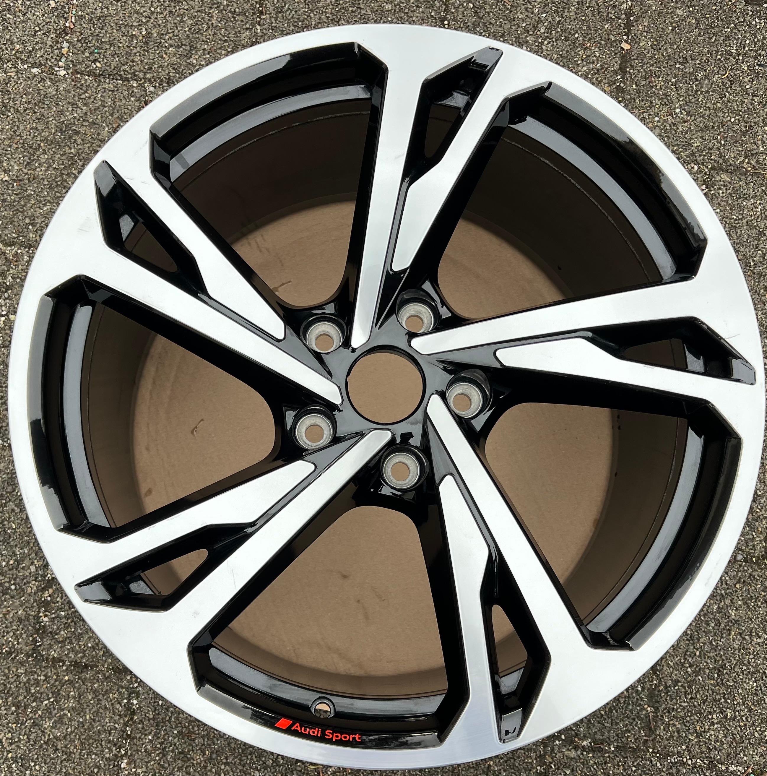 1 X ORIGINAL 20" ALUFELGE AUDI E-TRON GT 4J3601025R HINTERACHSE 11x20 ET60