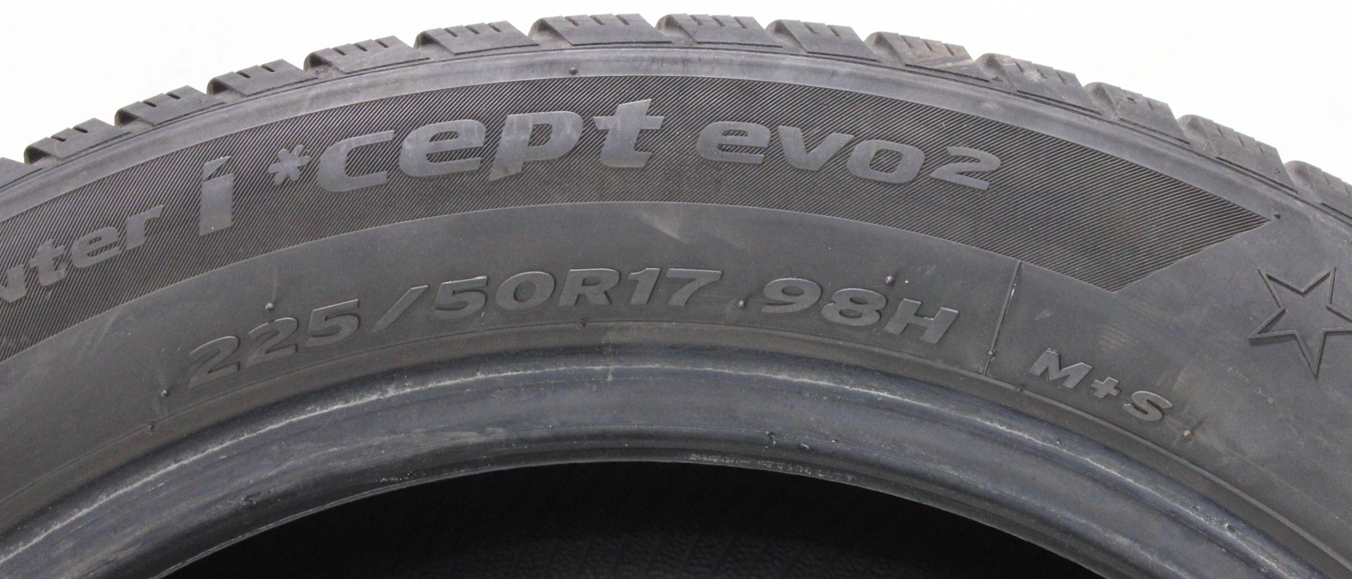 4 x 225/50R17 98H Winterreifen Hankook Winter I*Cept Evo 2 * 2x4-4,5mm/2x5,5-6mm 2021