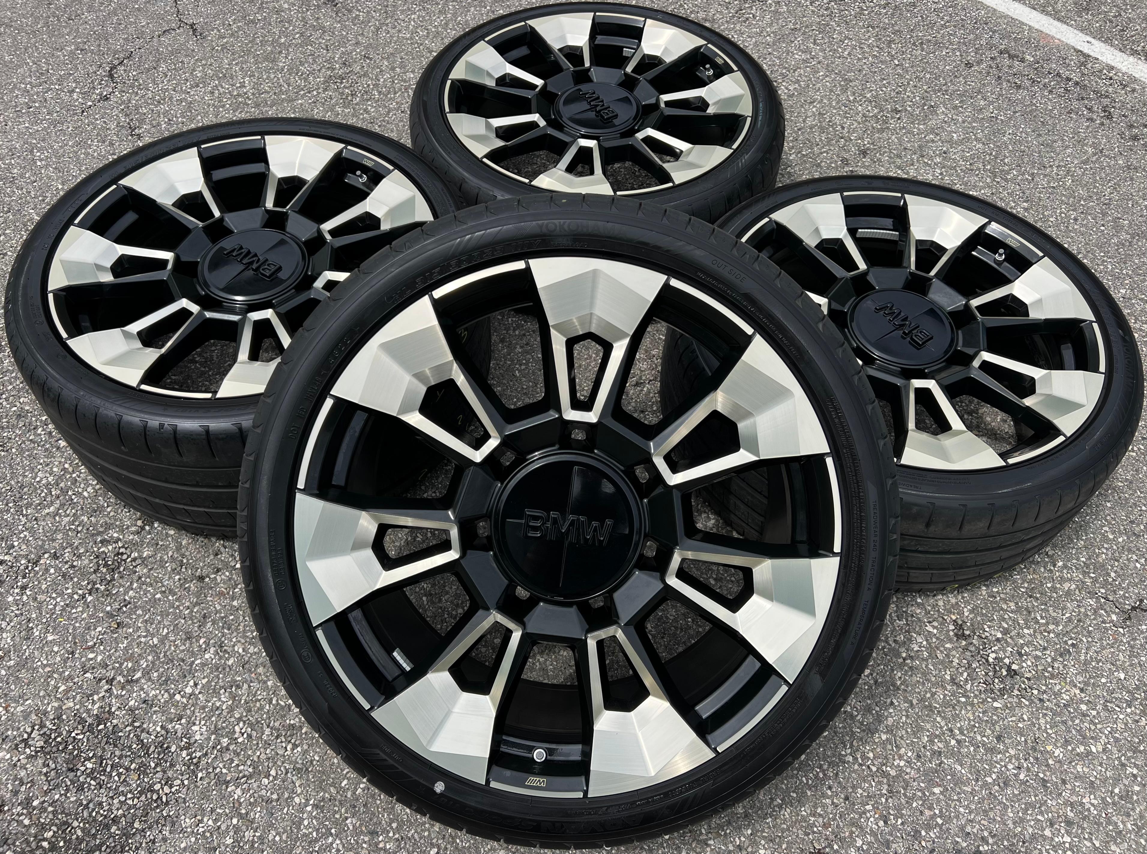 4 ORIGINELE 23" ALUMINIUM ZOMERWIELEN BMW XM G09 STYLING 923M NACHT GOUD 23 INCH 2022