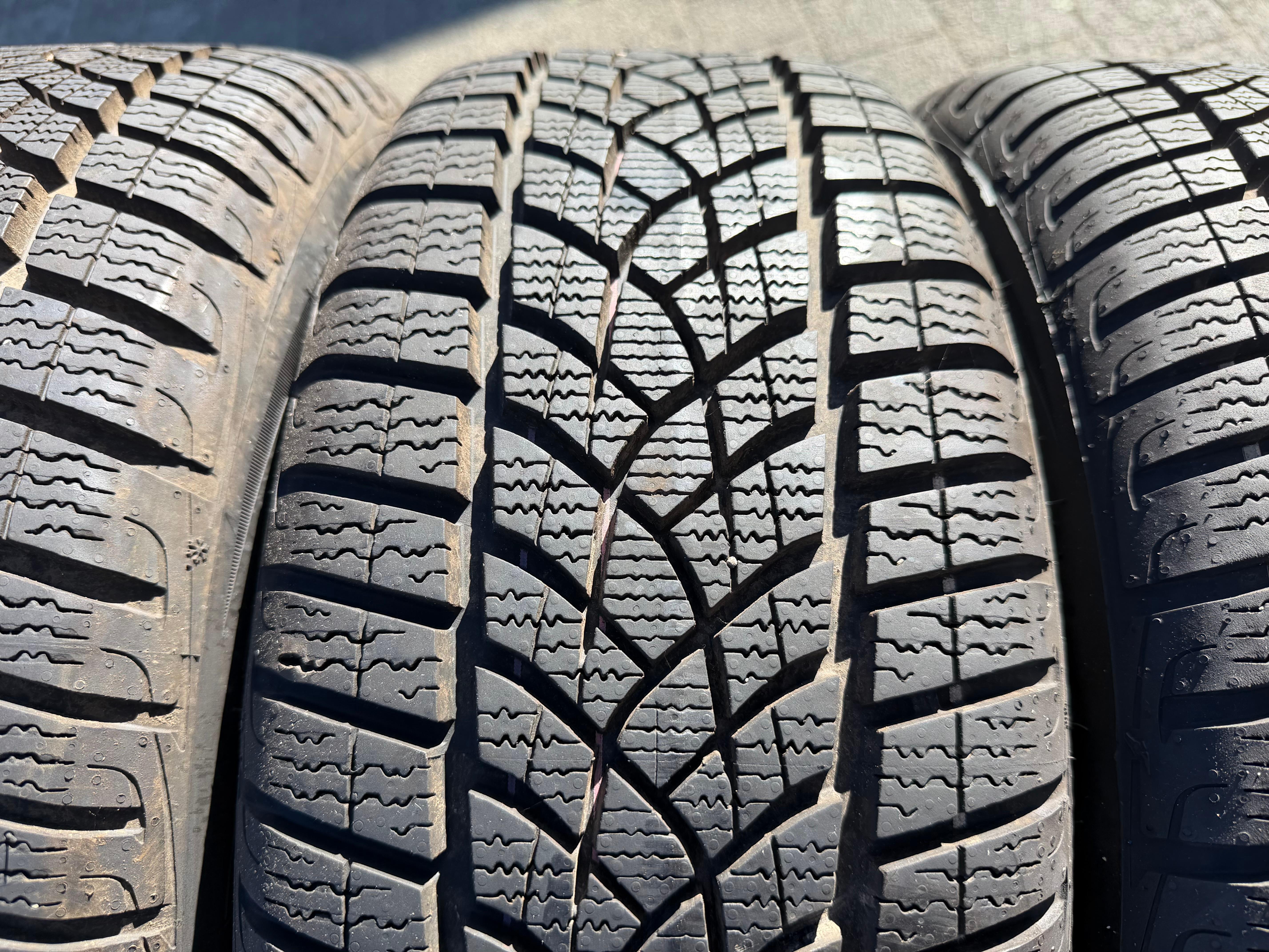 4 ruedas de invierno Audi A3 8V Sportback Cabrio 205/55R16 91H Goodyear 8V0601027A 2022