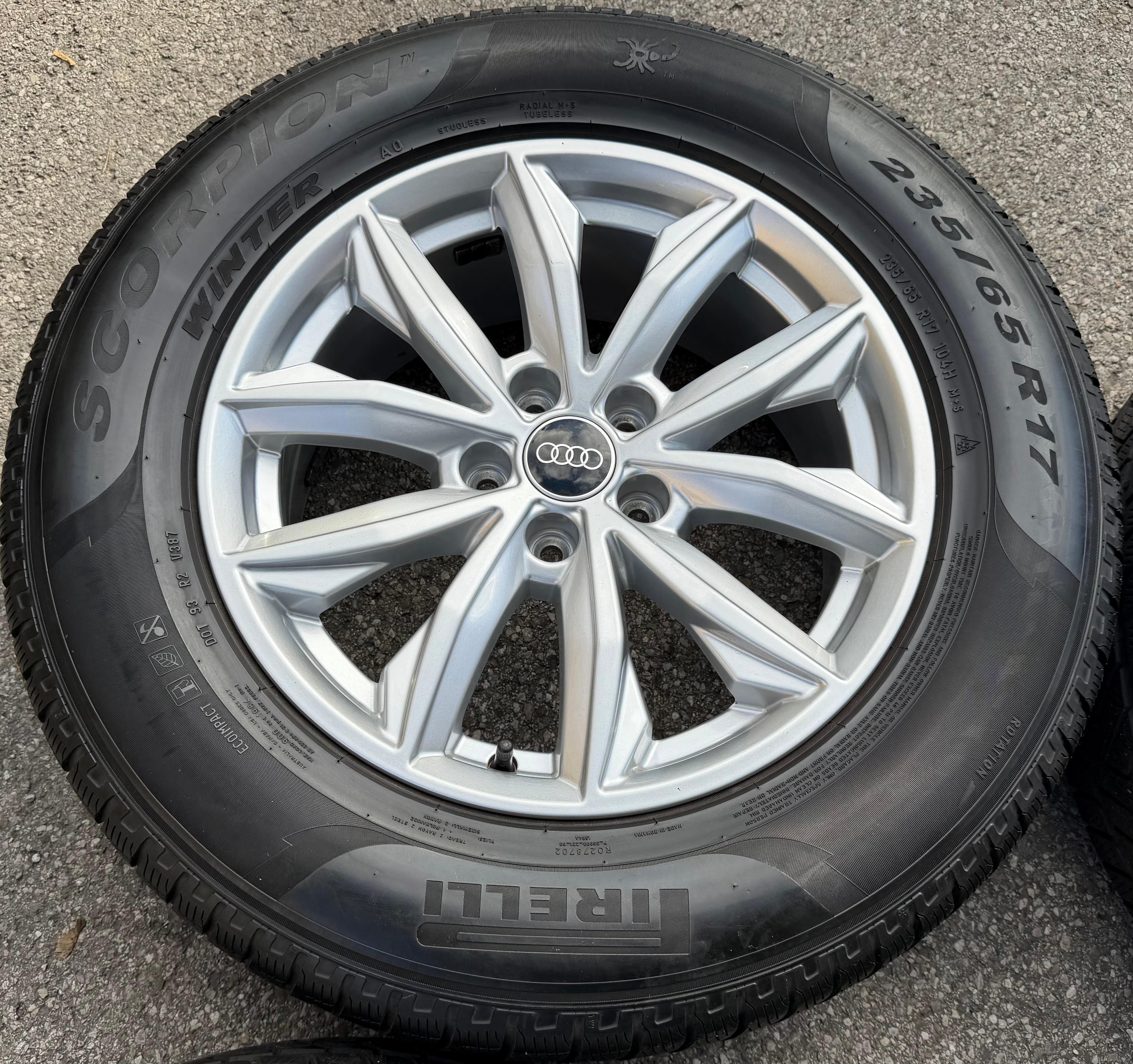 4 Original 17" Alufelgen Audi Q5 FY 80A601025J 7x17 ET34 Felgen