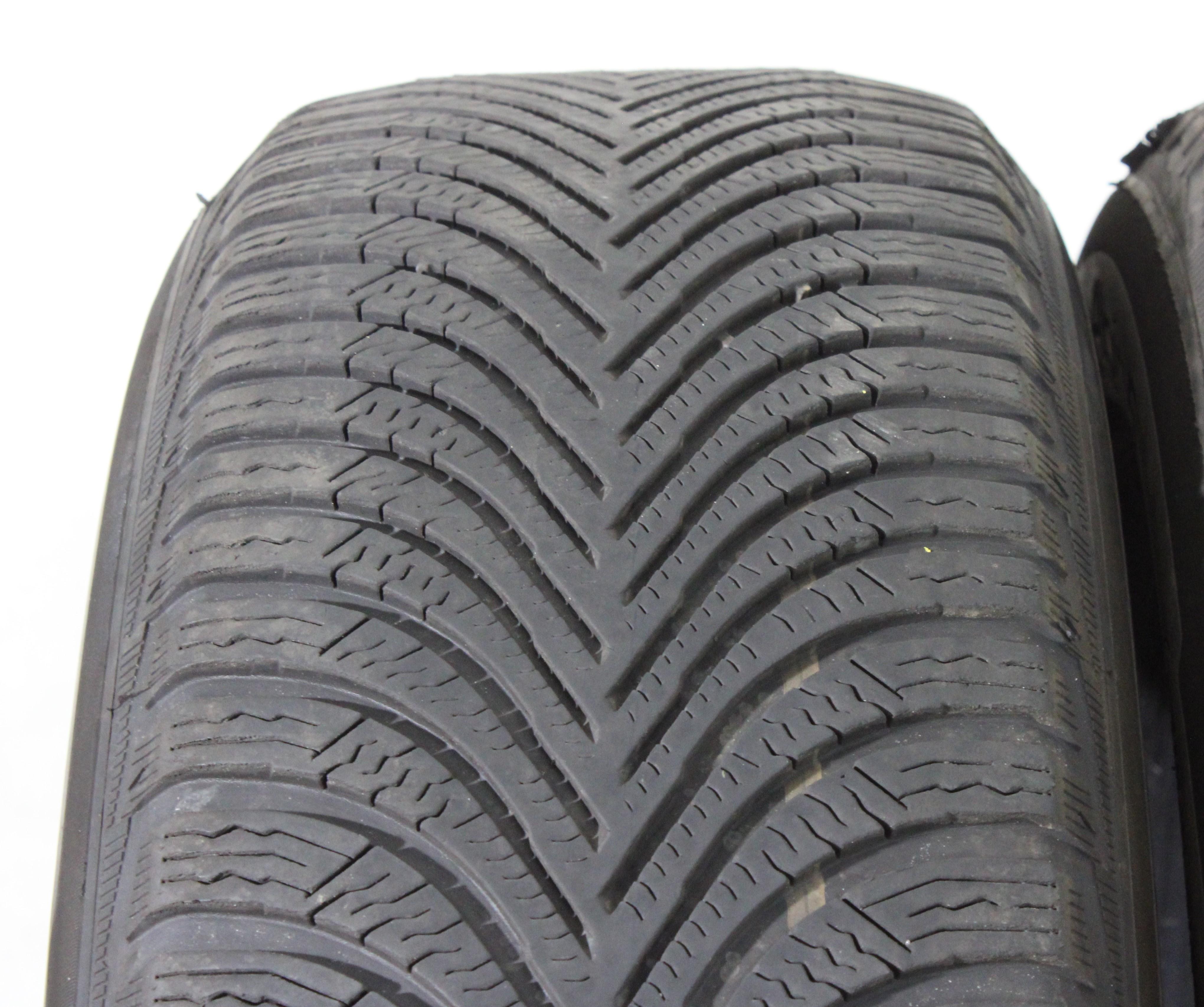 2 x 215/65R17 99H Winterreifen Michelin Alpin 5 4,5-5mm 2022/2023