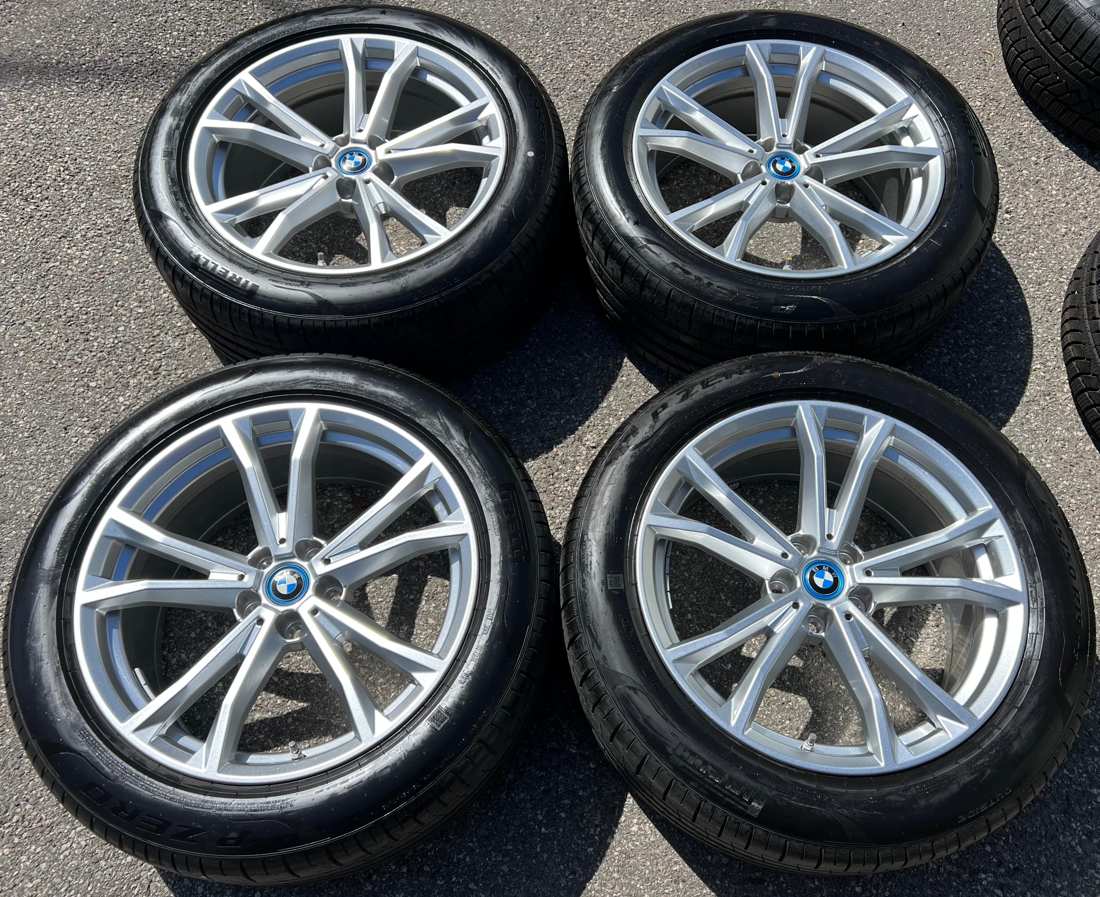 4 jantes d'été en aluminium d'origine de 19 pouces pour BMW Série 7 G70, modèle 903 X3 G45  245/50R19 105Y 2022