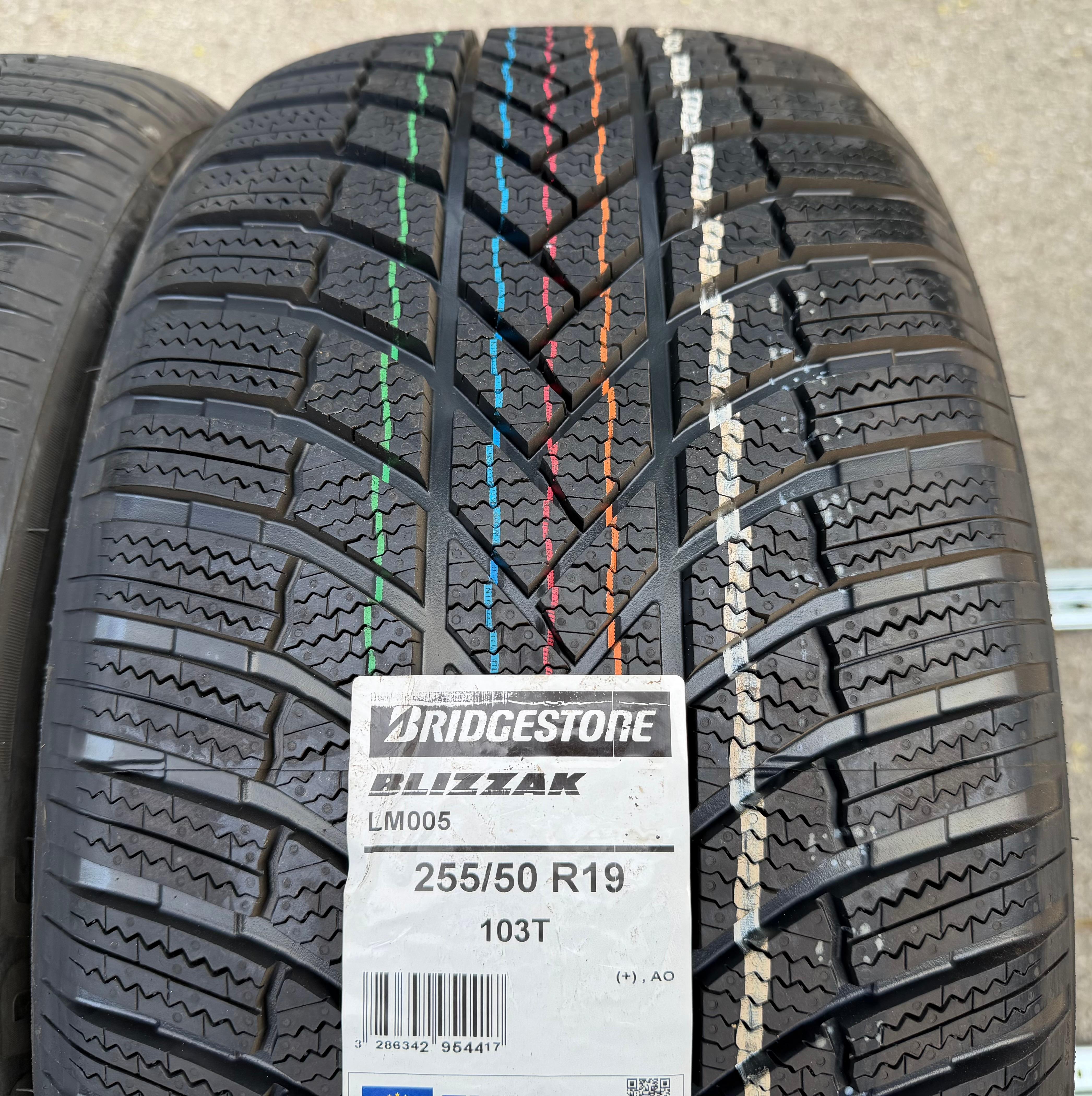 2 x 255/50R19 103T Winterreifen Bridgestone Blizzak LM005 2023 Seal NEU