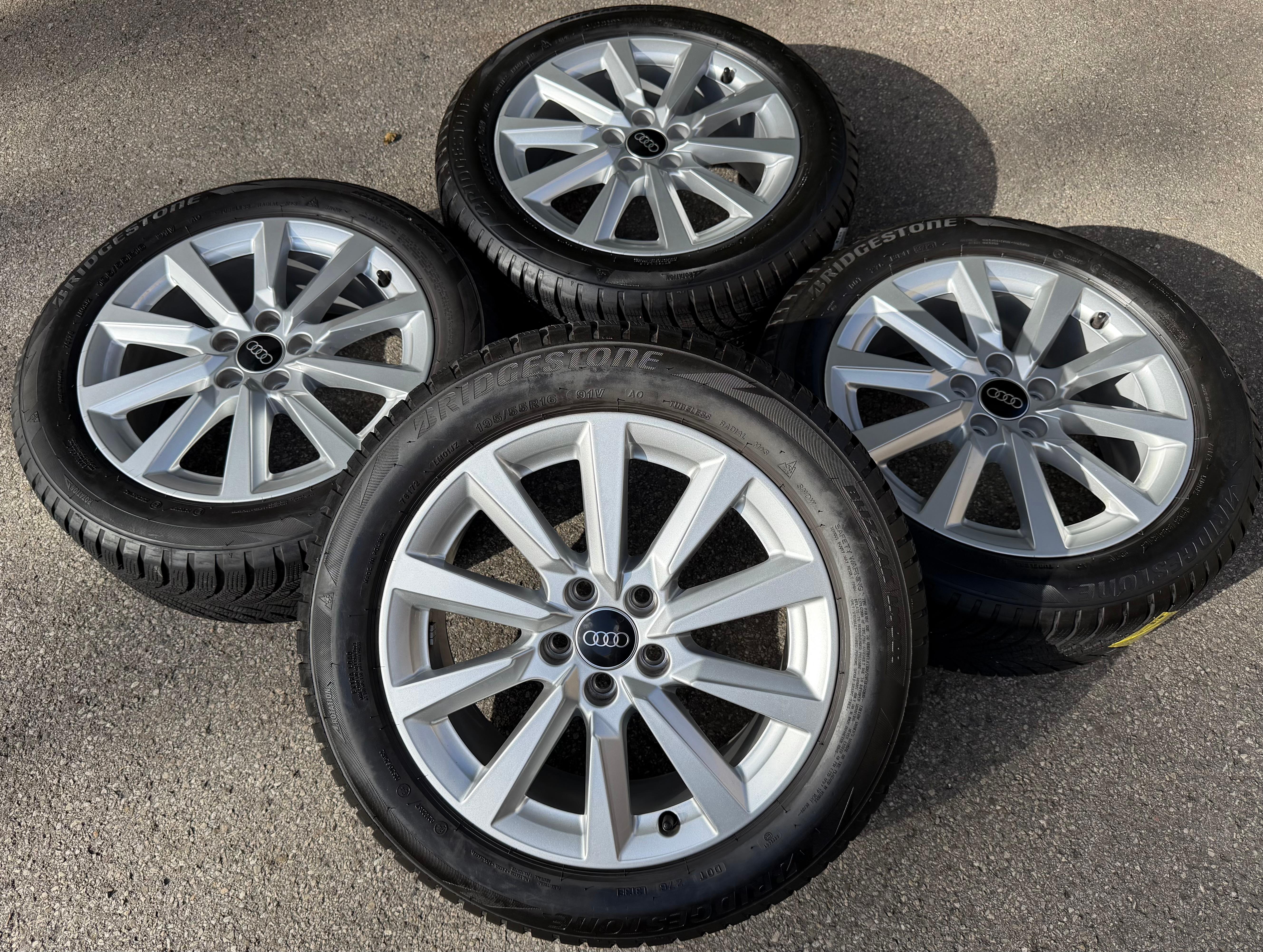 4 ruedas de invierno de aleación originales Audi A1 GB 82A601025C 195/55R16 91V Bridgestone 2024