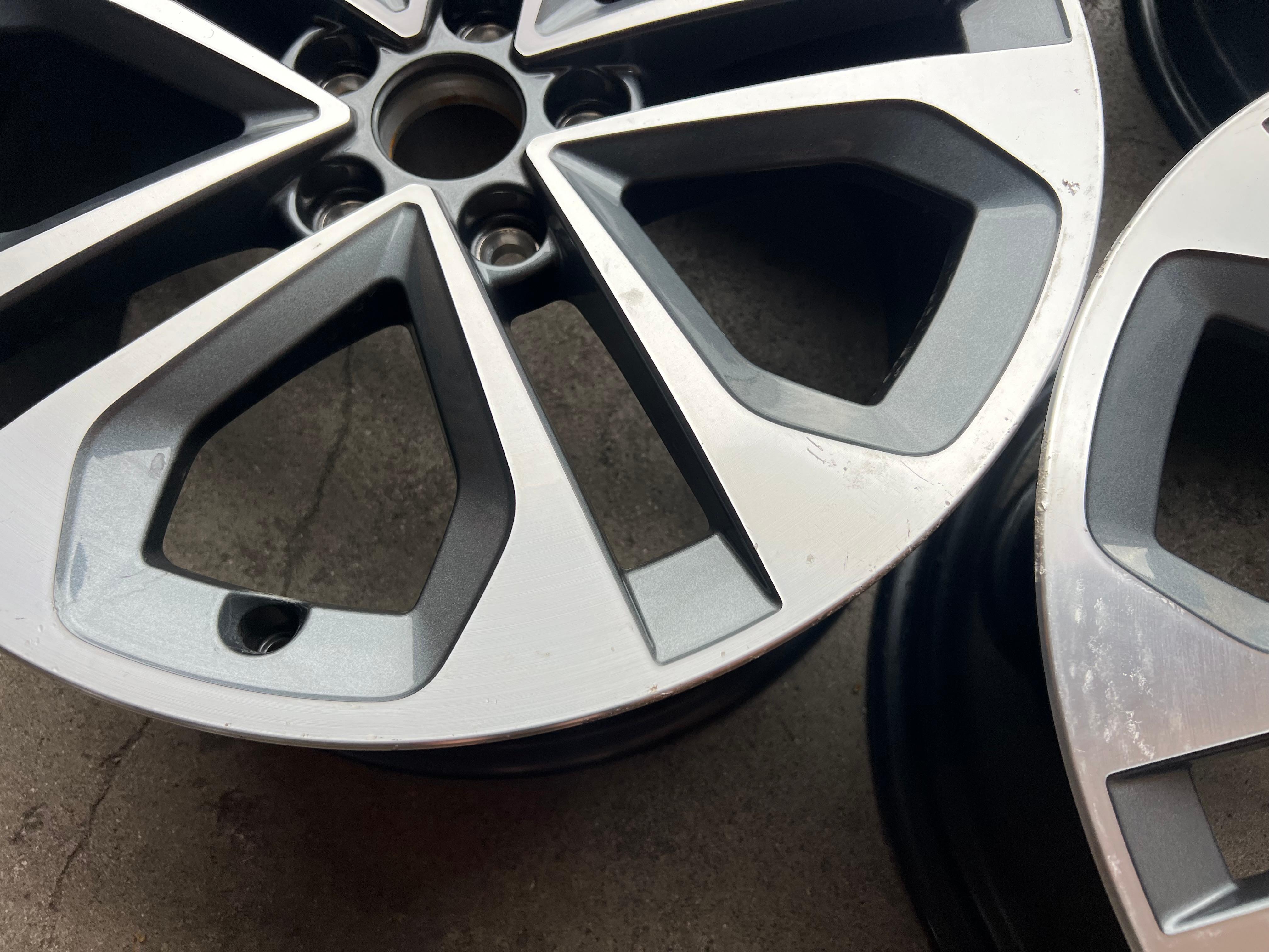4 ORIGINAL 18" ALUFELGEN AUDI A3 S3 8Y 8Y0601025CE 8x18 ET46 FREIHAUS