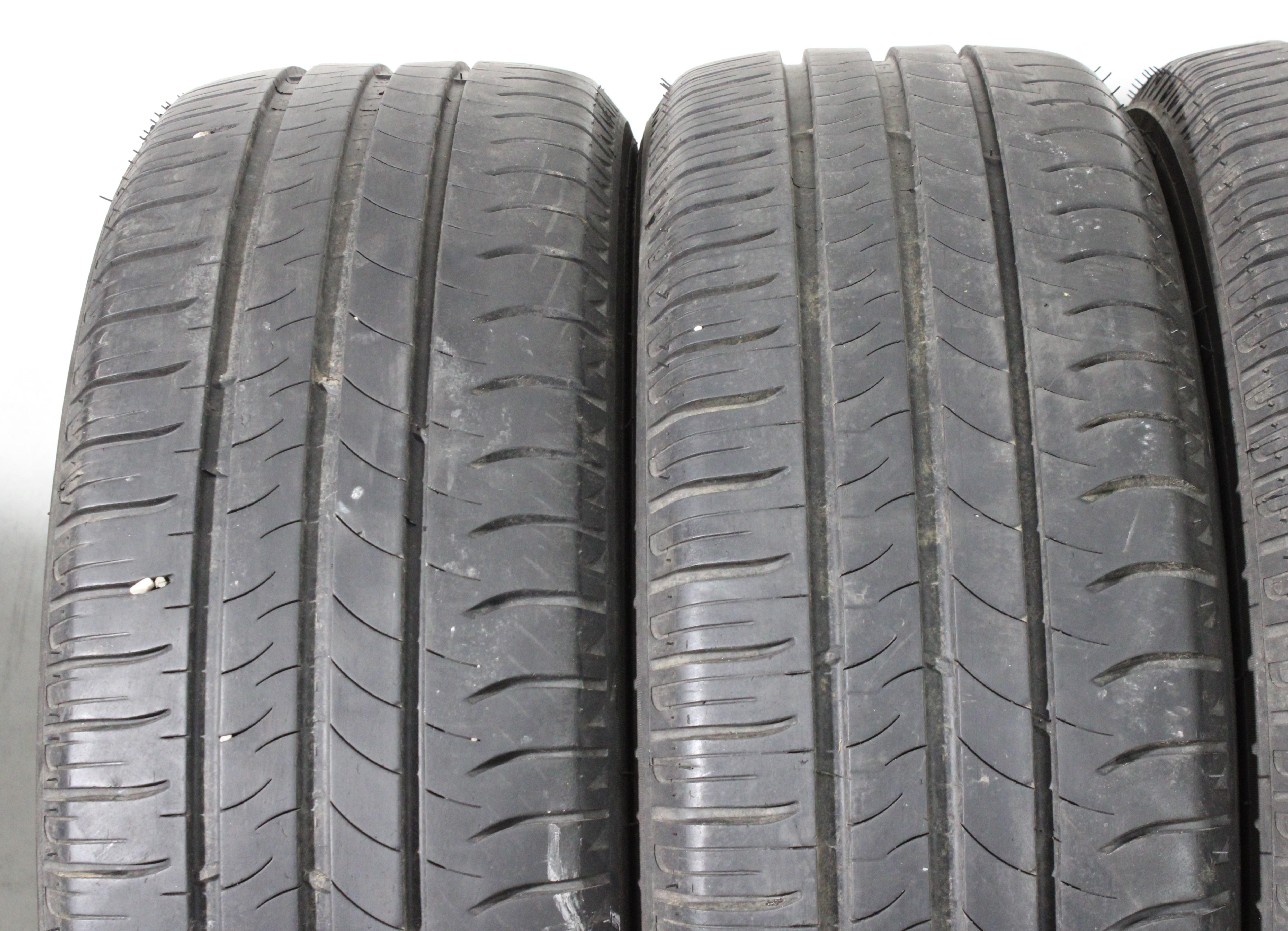 4 x 195/55R16 87T Sommerreifen Michelin Energy Saver S1 1x5-5,5mm/3x5,5-6mm 2015