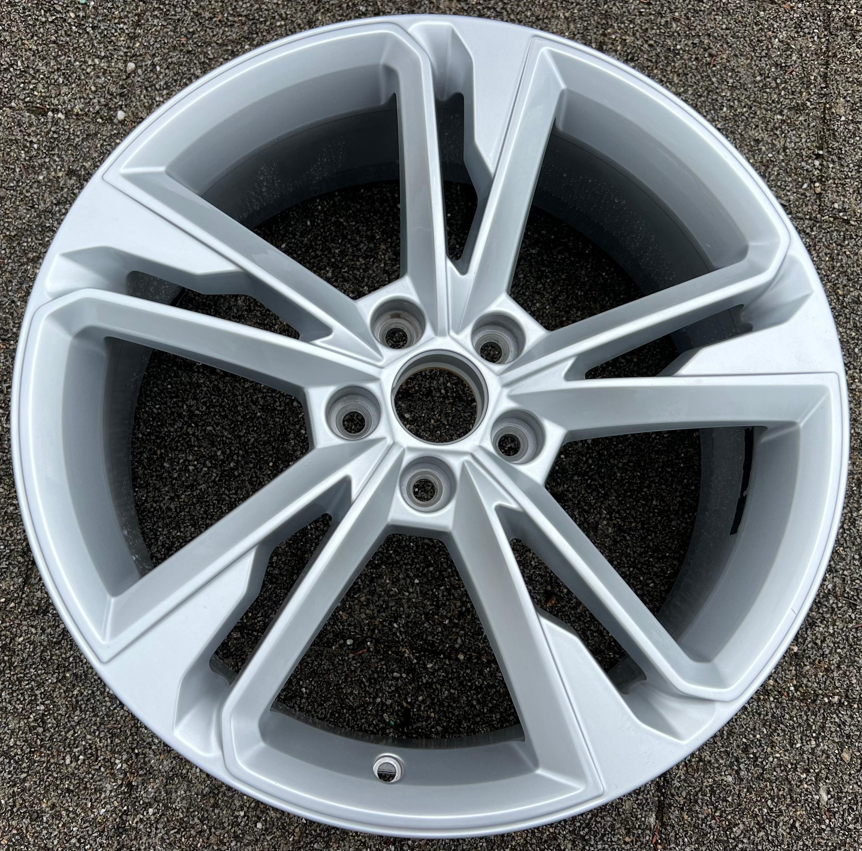 1 X ORIGINAL 19" ALUFELGE AUDI Q3 F3 83A601025M 7x19 ET43 FELGE FREIHAUS