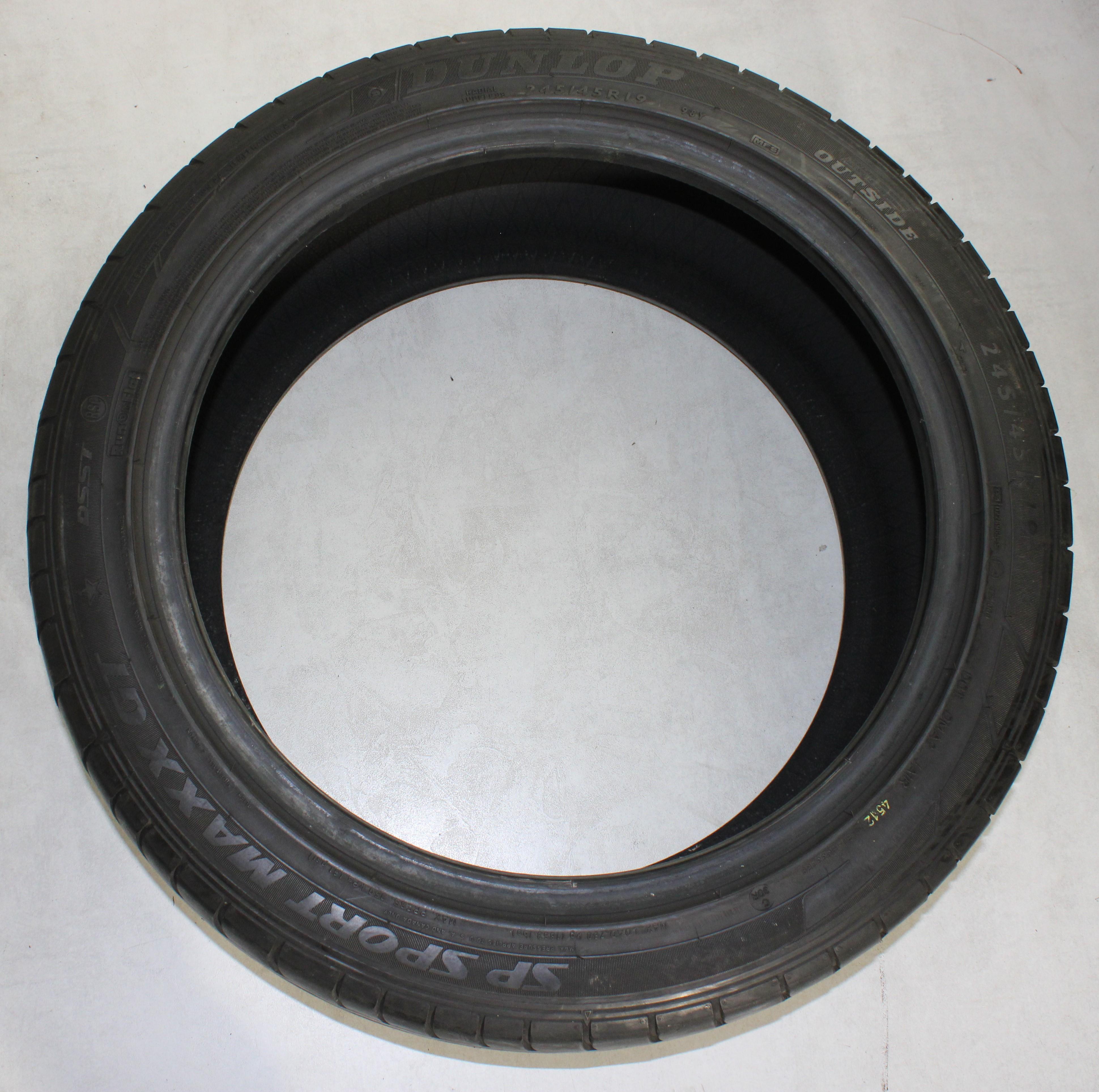 2 neumáticos de verano Dunlop SP Sport Maxx GT DSST Runflat 245/45R19 98Y, 5 mm, 2012 *