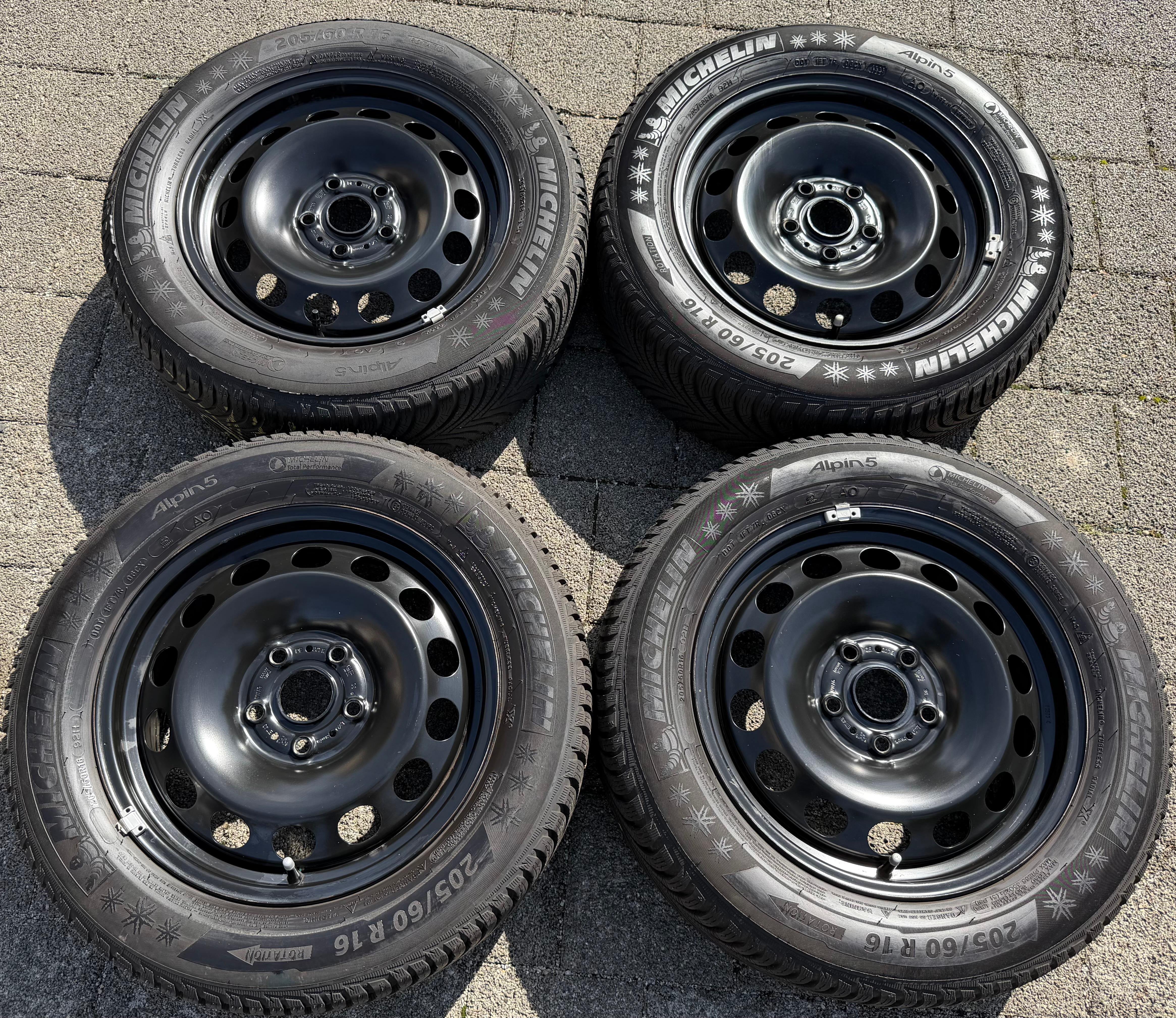 4 Winterräder Audi Q2 GA VW T-ROC A11 205/60R16 92H Michelin Alpin 5 Winterreifen