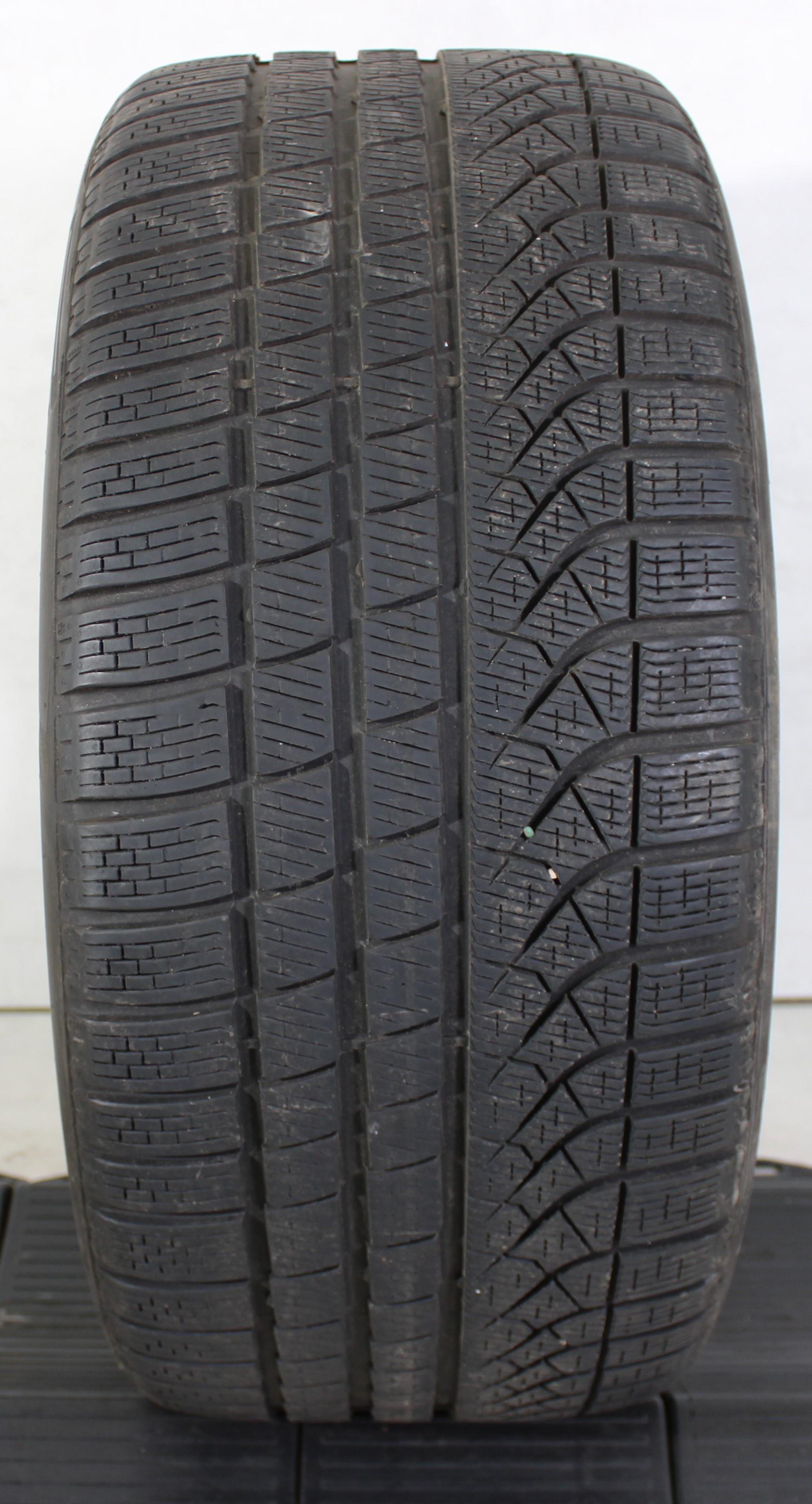 1 x 285/40R20 108V Winterreifen Pirelli Pzero Winter NF0 5,5-6mm 2022