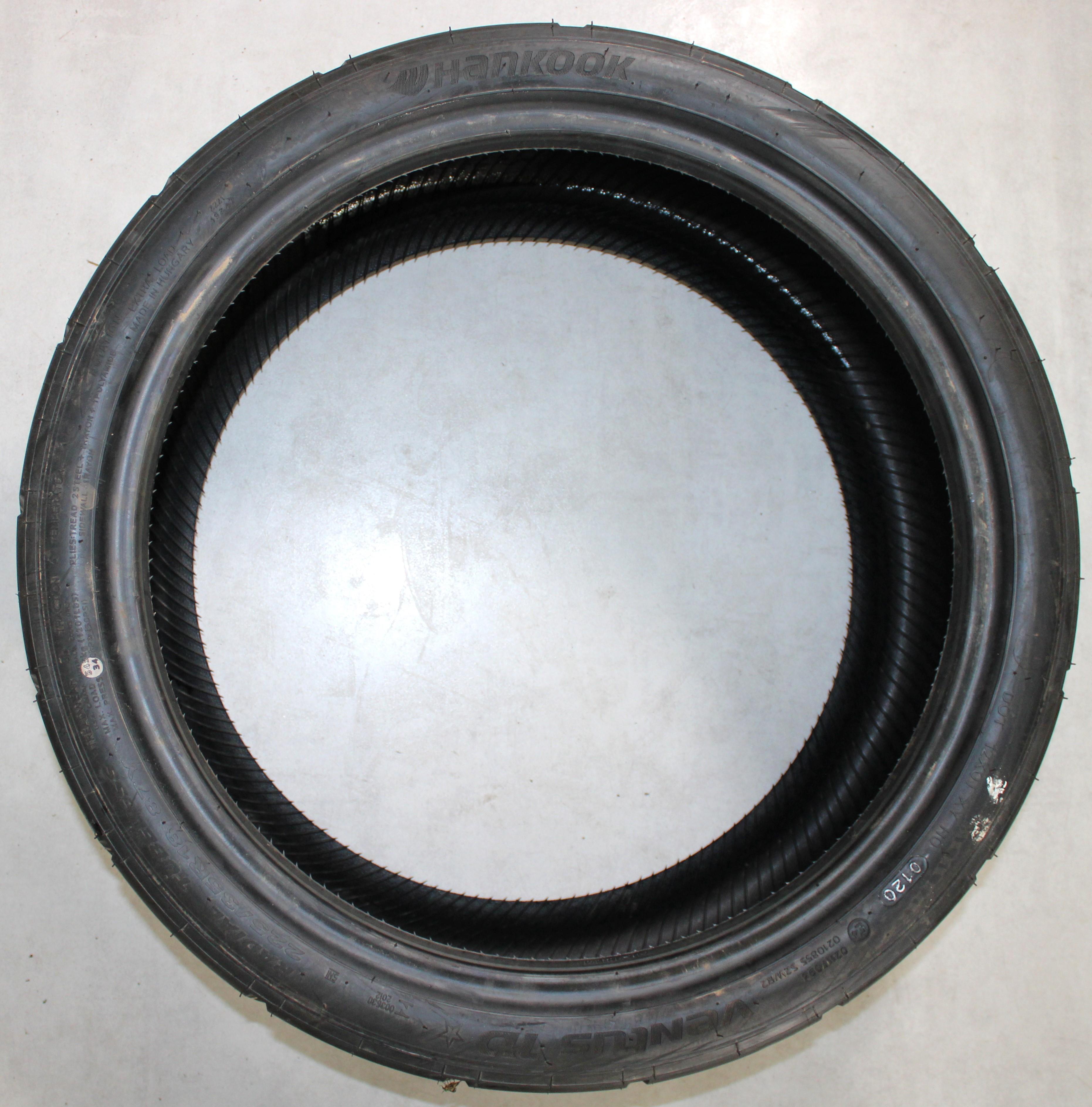 2 x 225/35R18 87Y Sommerreifen Hankook Ventus TD NEU 2020 *