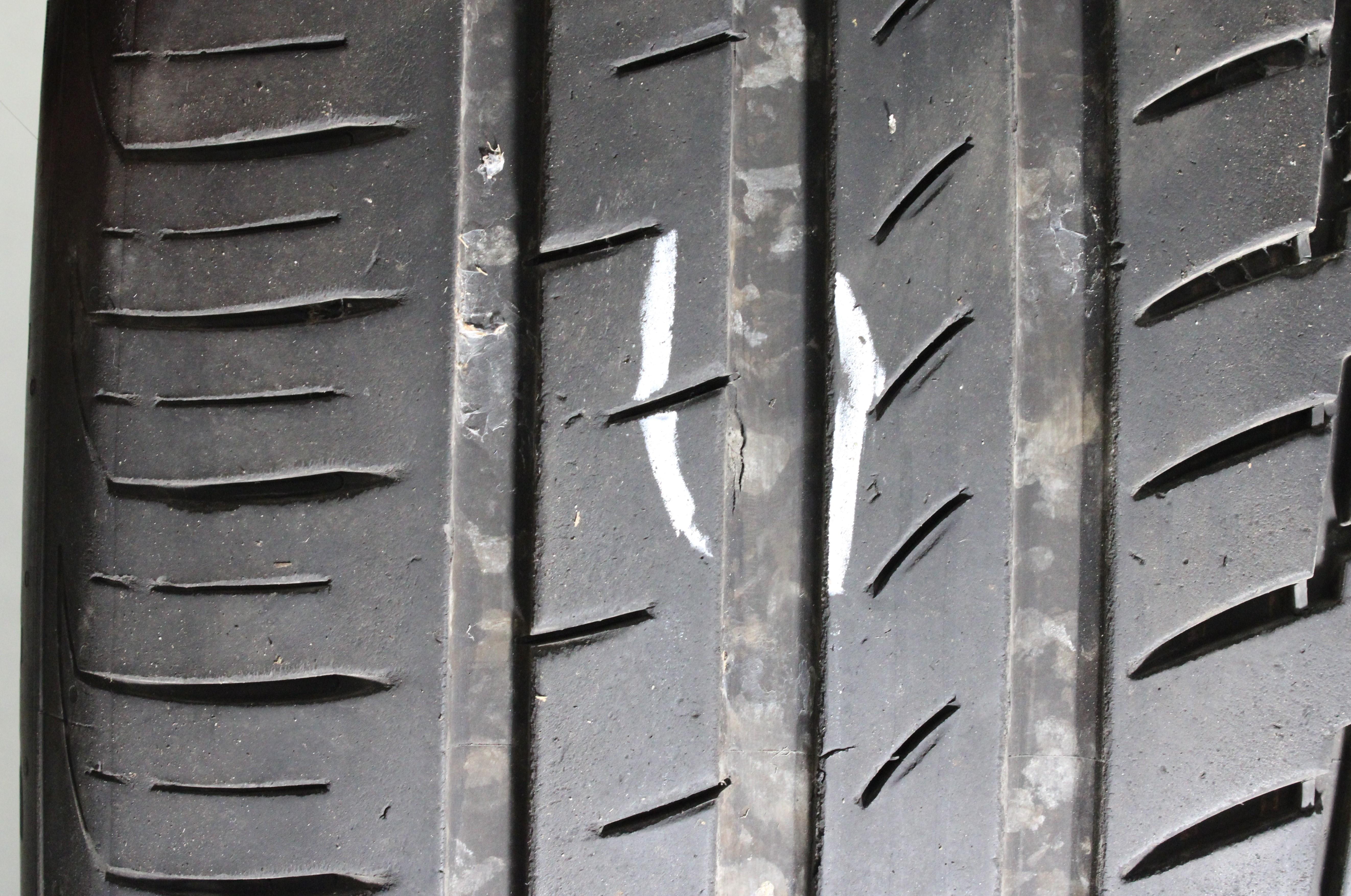 2 x 275/40R22 107Y Sommerreifen Continental Premium Contact 6 SSR* Runflat 4,5-5mm 2023 XL