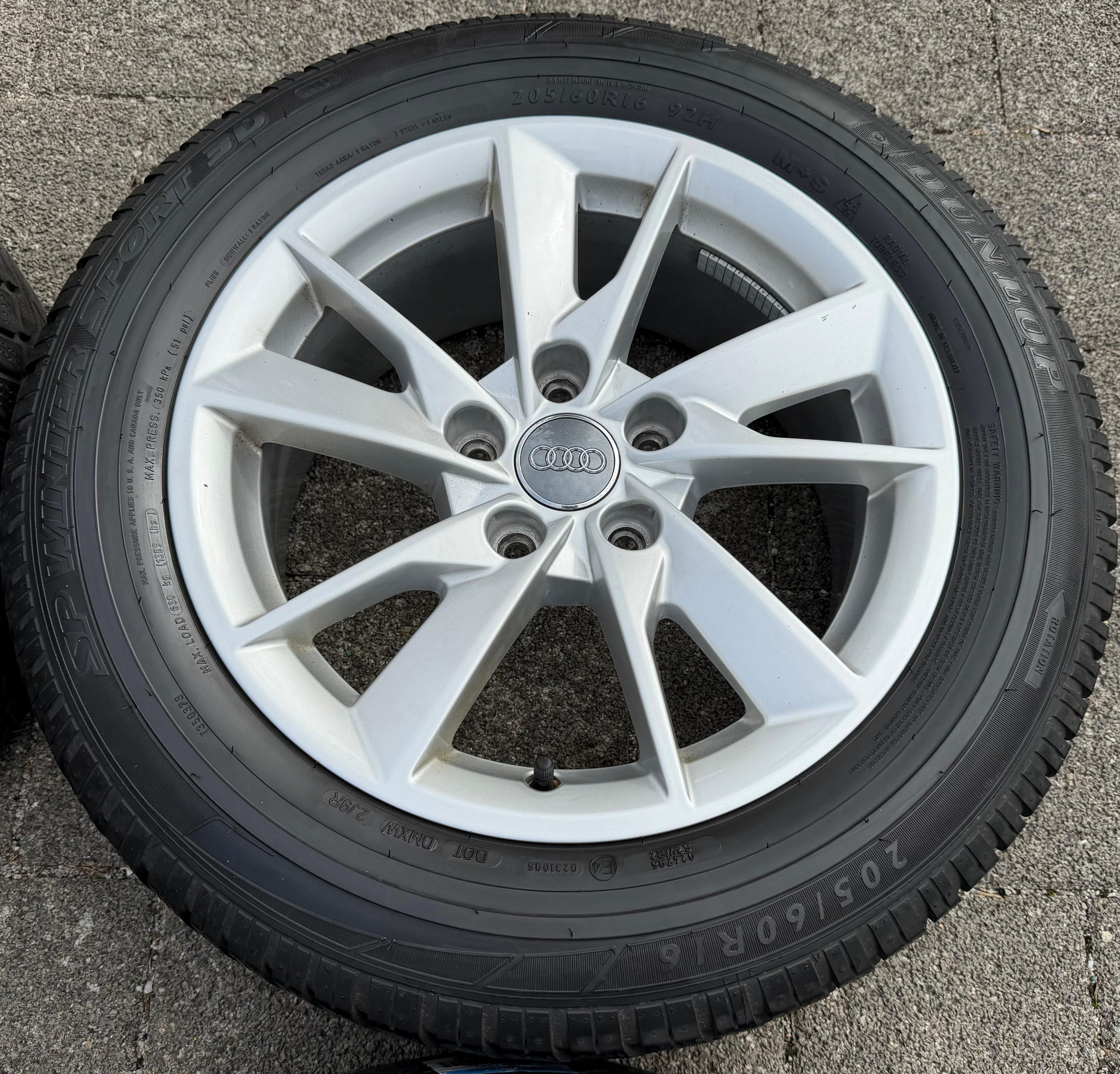 4 Original Alu Winterräder Audi A4 8W B9 8W0601025A 205/60R16 92H Dunlop