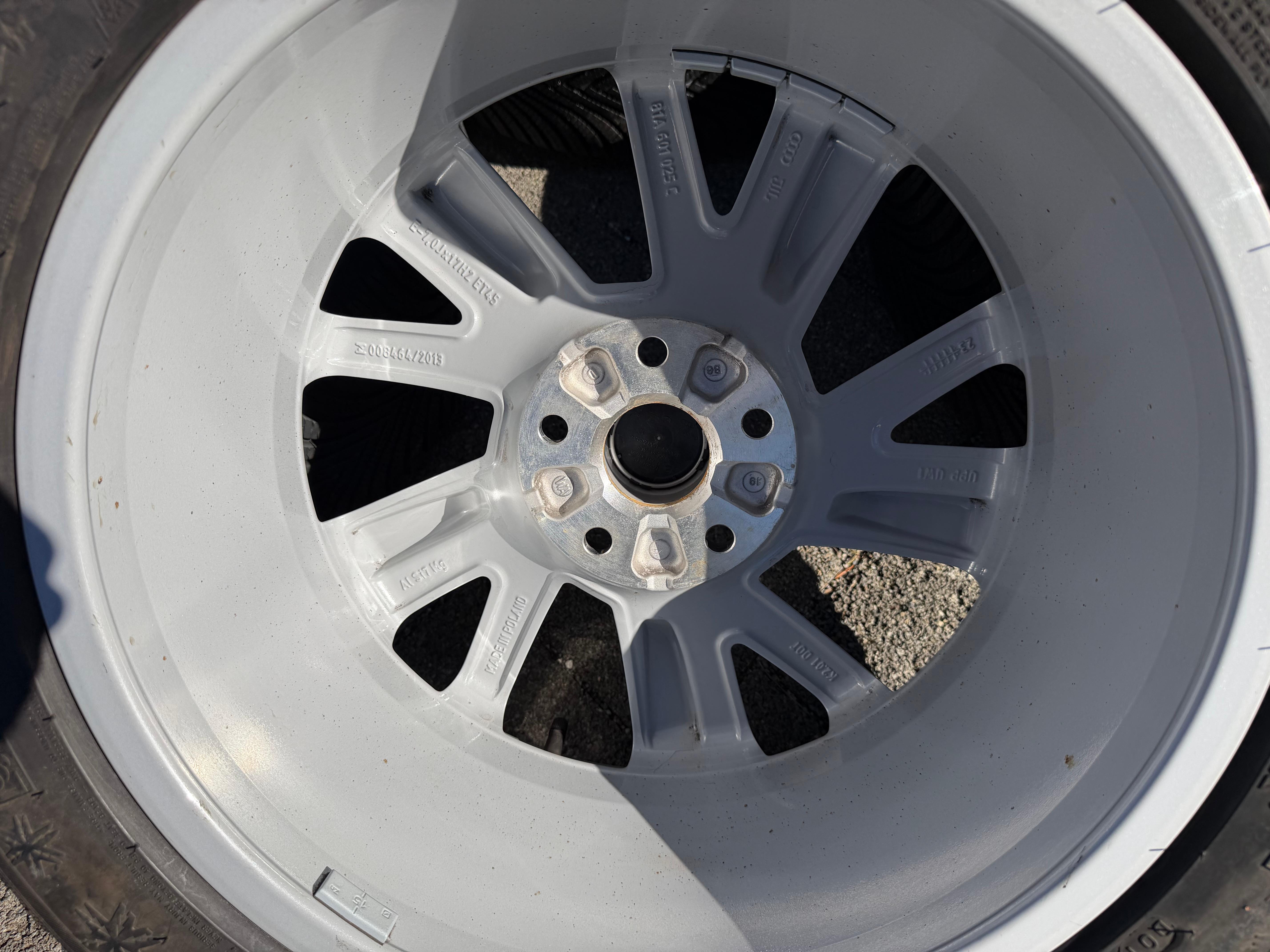 4 Original 17" Alu Winterräder Audi Q2 GA 215/55R17 94V Michelin 8MM 2023