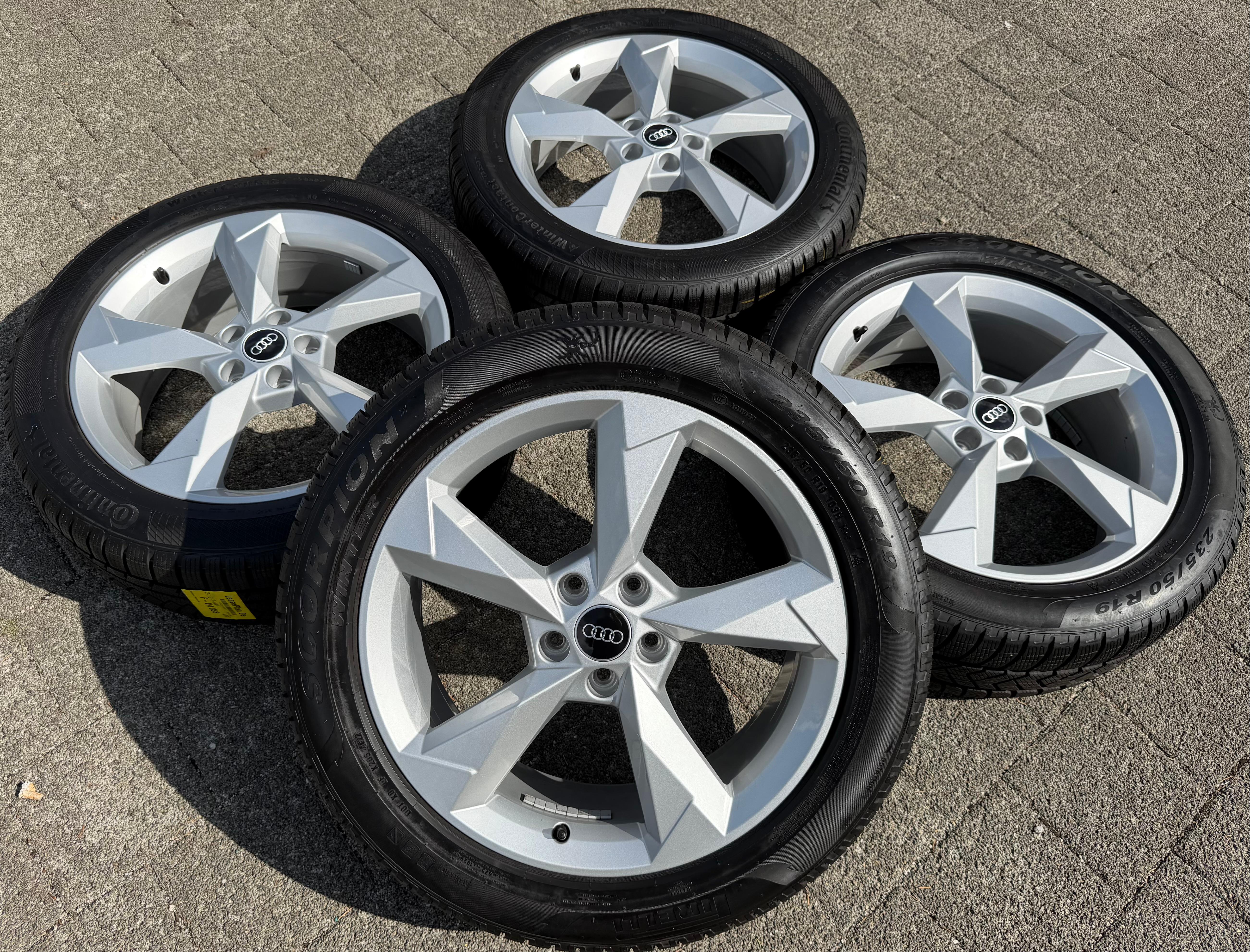 4 Original 19" Alu Winterräder Audi Q3 F3B 83A 83A601025N 235/50R19 99V Winter