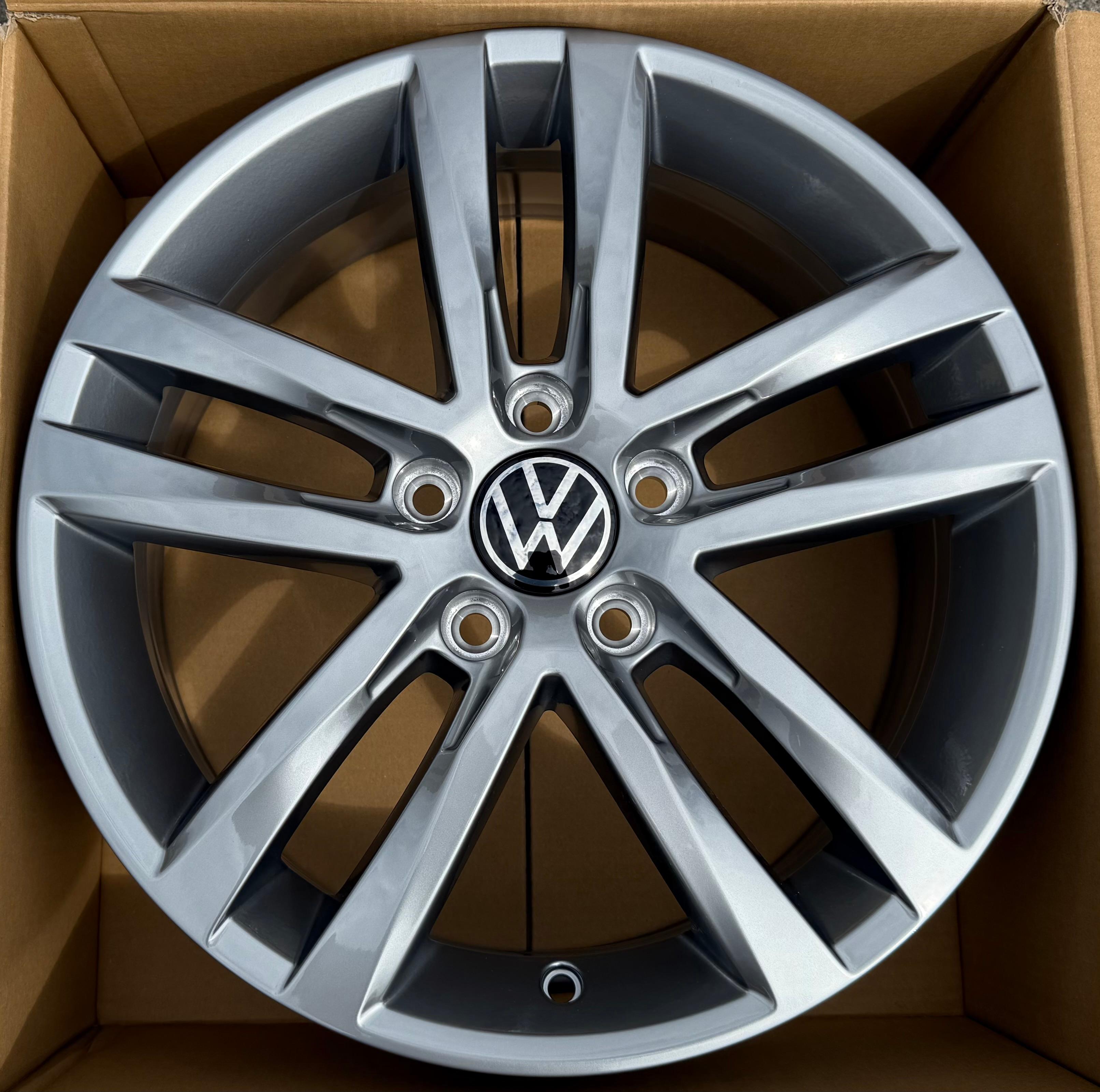1 X ORIGINAL 17" ALUFELGE VW TOURAN II 5T 5TA601025G SALVADOR 6,5x17 ET52 NEU