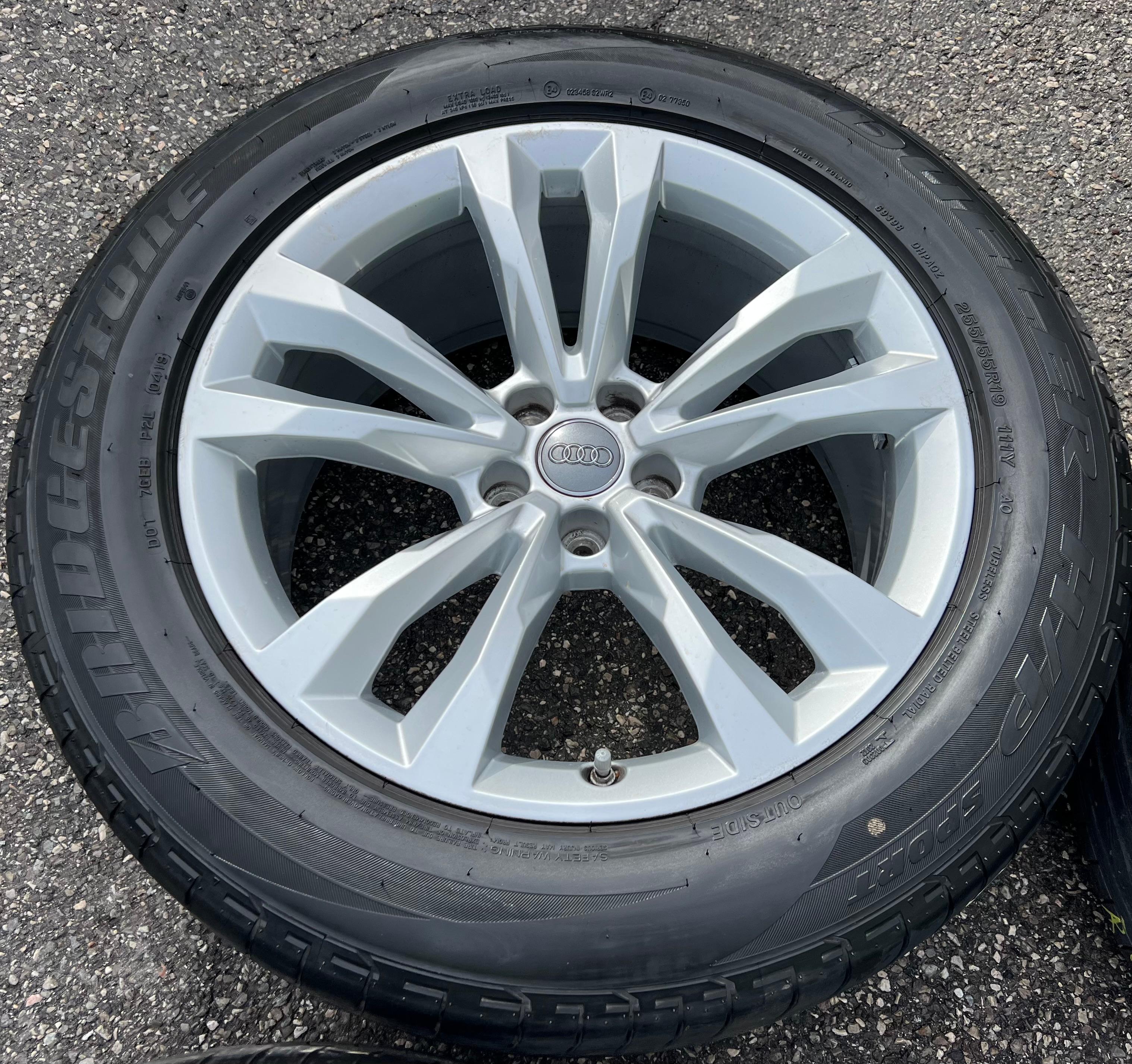4 ORIGINAL 19" ALU SOMMERRÄDER AUDI Q7 4M 255/55R19 111V 4M0601025C RDKS FREIHAUS