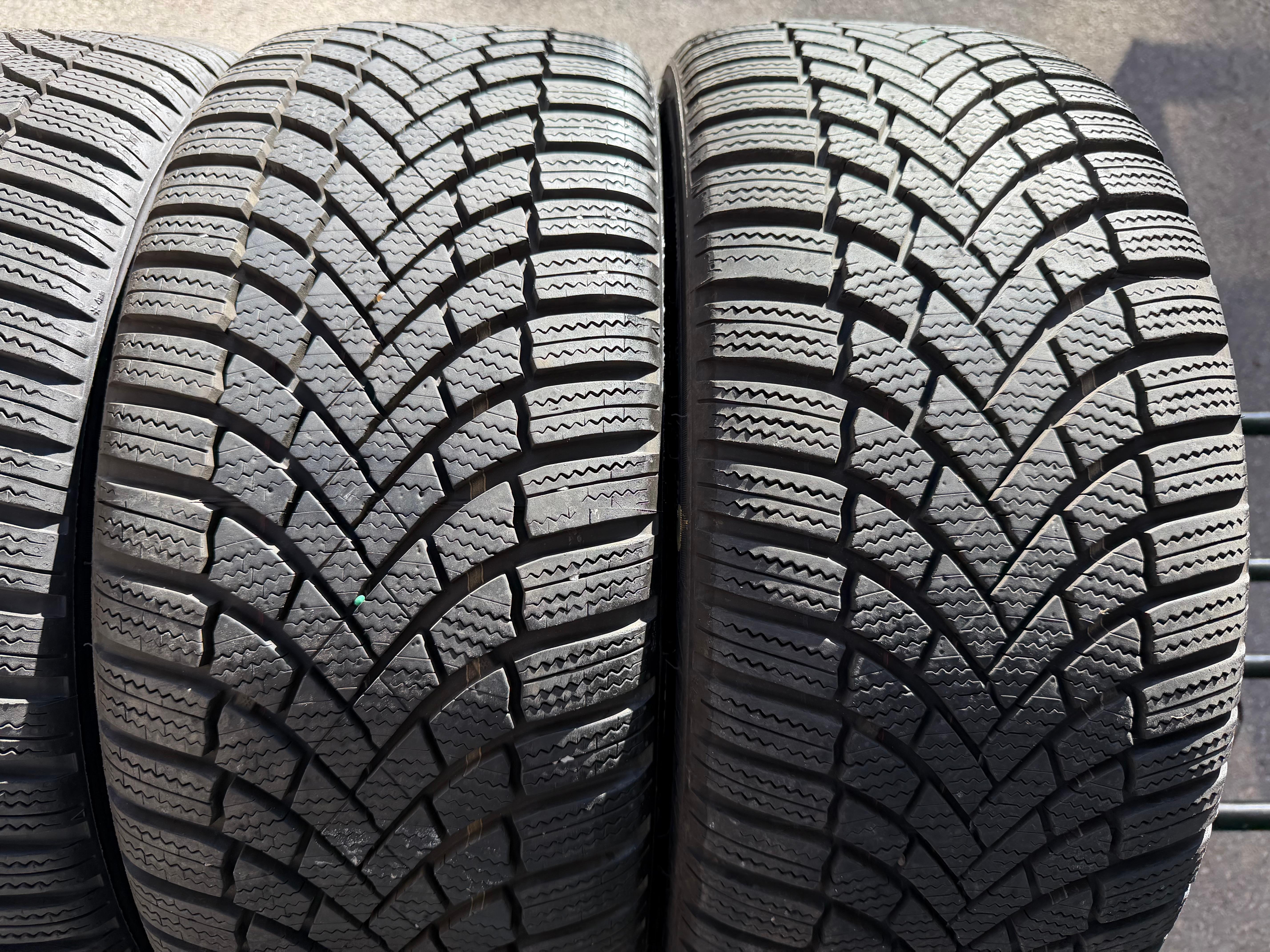 4 ruedas de invierno de aleación originales de 18" para Audi A3 S3 8Y 8Y0601025CM 225/40R18 92V 2025