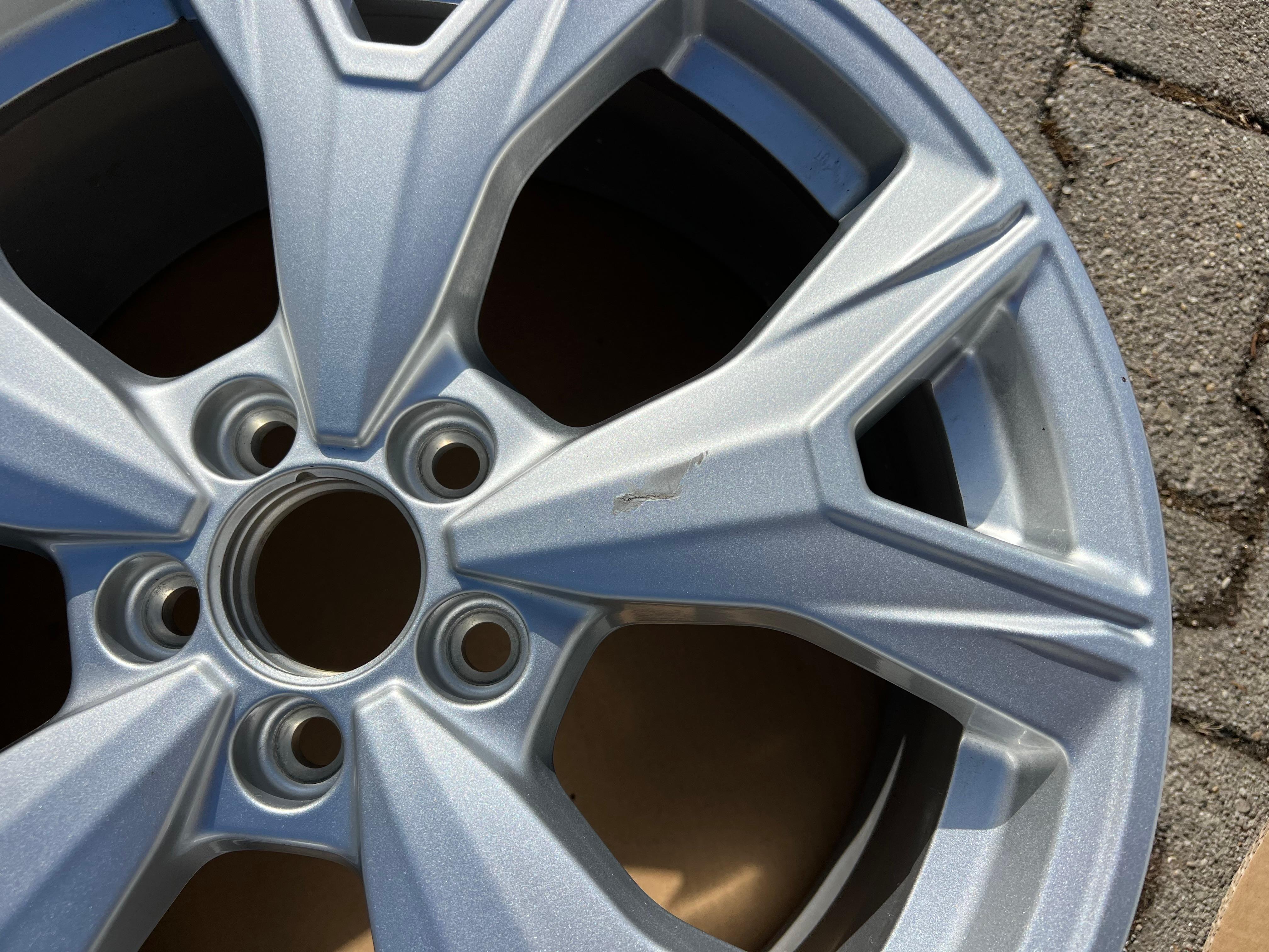 1 X JUPE ORIGINALE 17" ALU AUDI A1 II GB 82A601025S 7x17 ET43 FREIHAUS