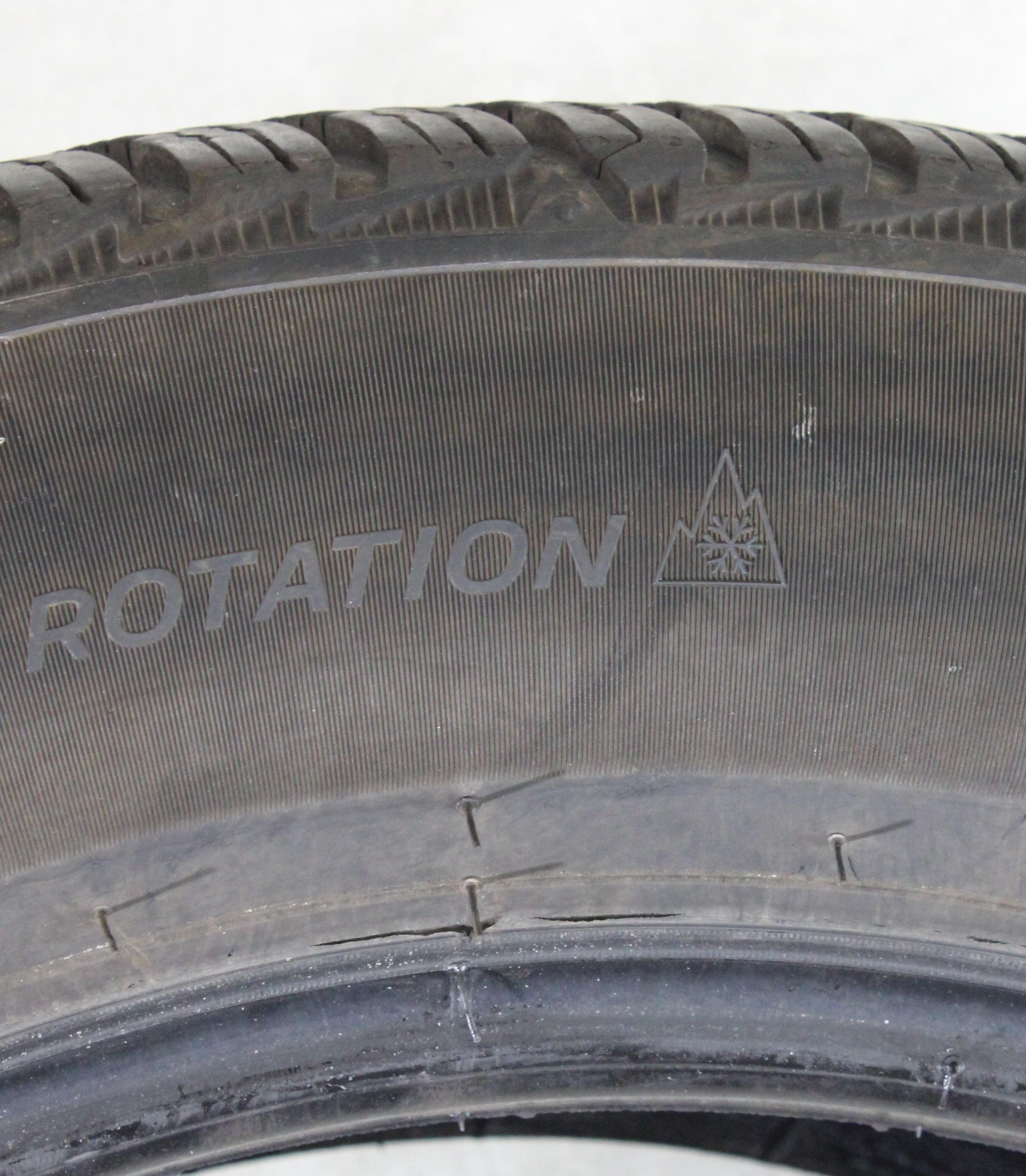 1 x 235/55R17 103V Pneu hiver Michelin Alpin 7 7mm 2025 XL