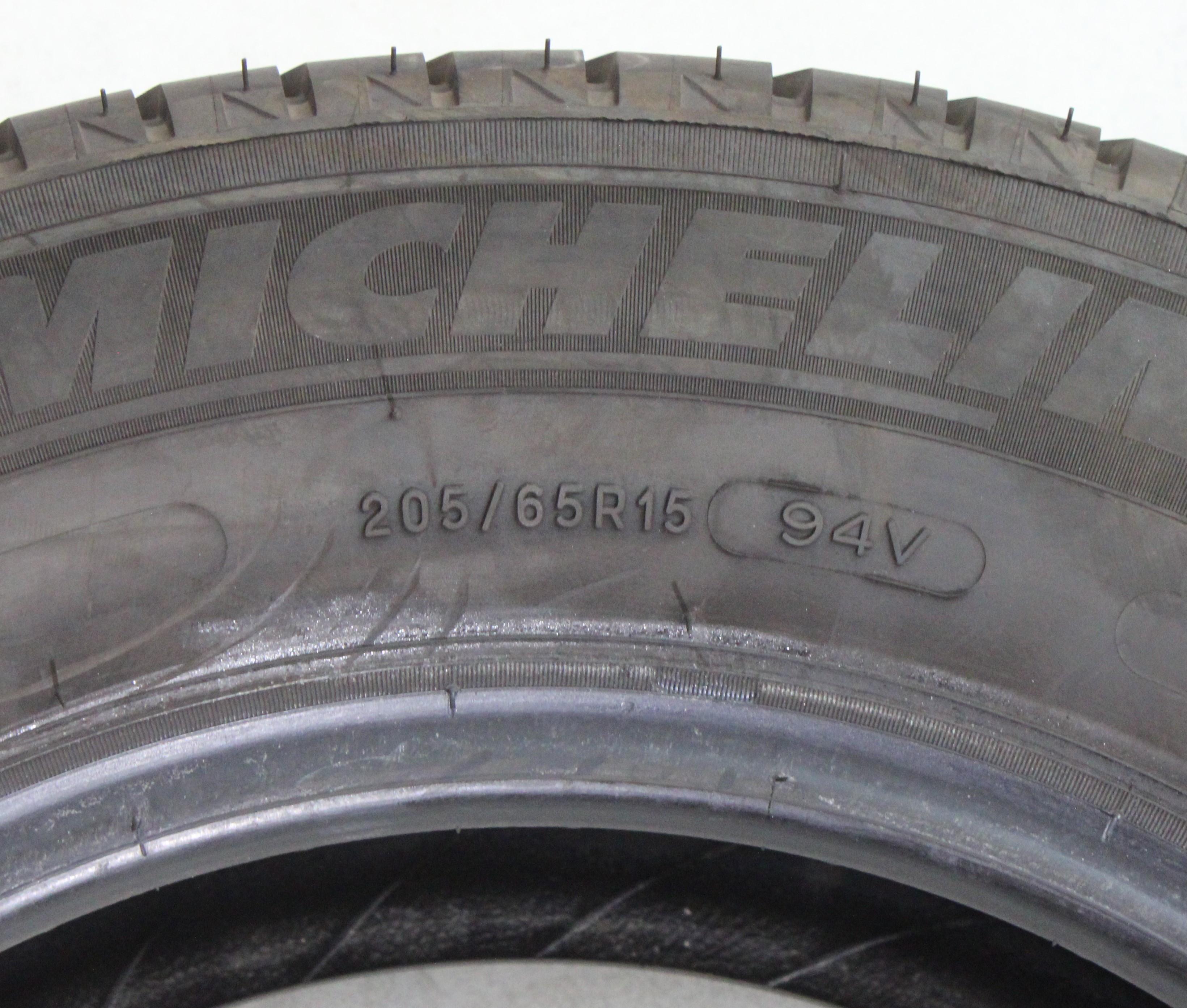 4 x 205/65R15 94V Neumáticos de verano Michelin Energy Saver + 7mm 2014