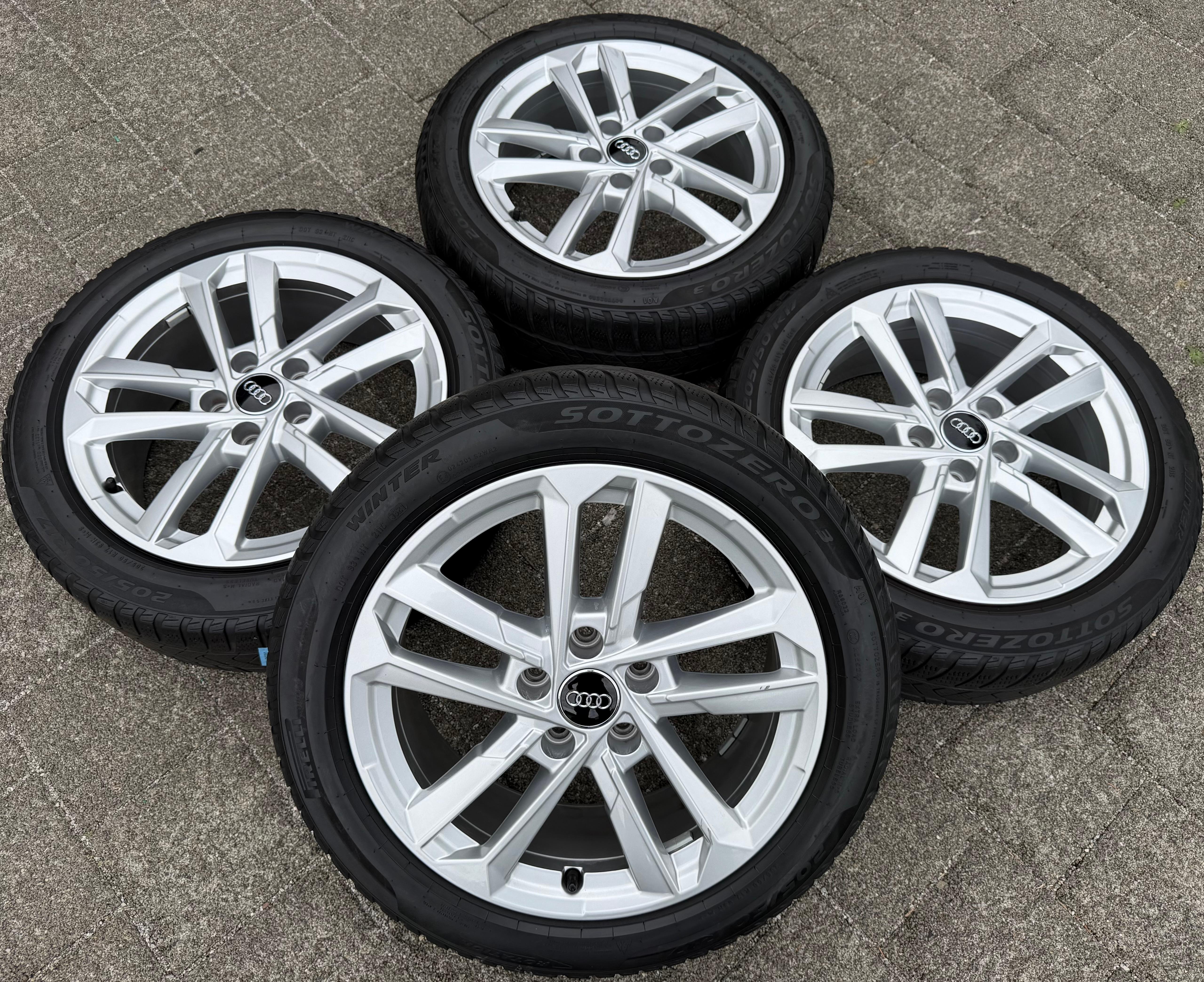 4 Original 17" Alufelgen Felgen Audi A3 8Y 8Y0601025L 6,5x17 ET43