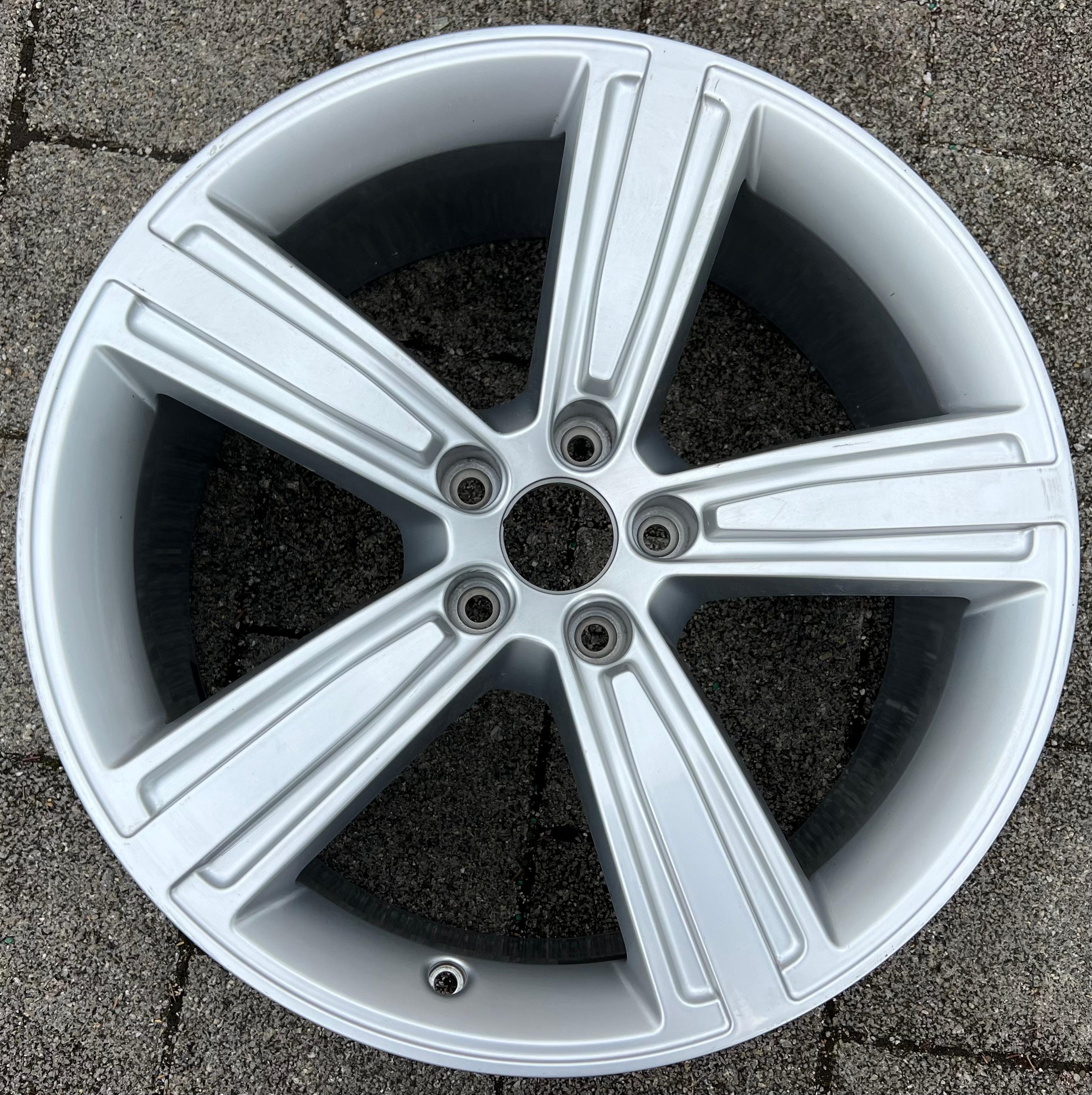 1 jante en aluminium d'origine 19" pour Audi A8 4N 4N0601025J 8x19 ET32, livraison gratuite