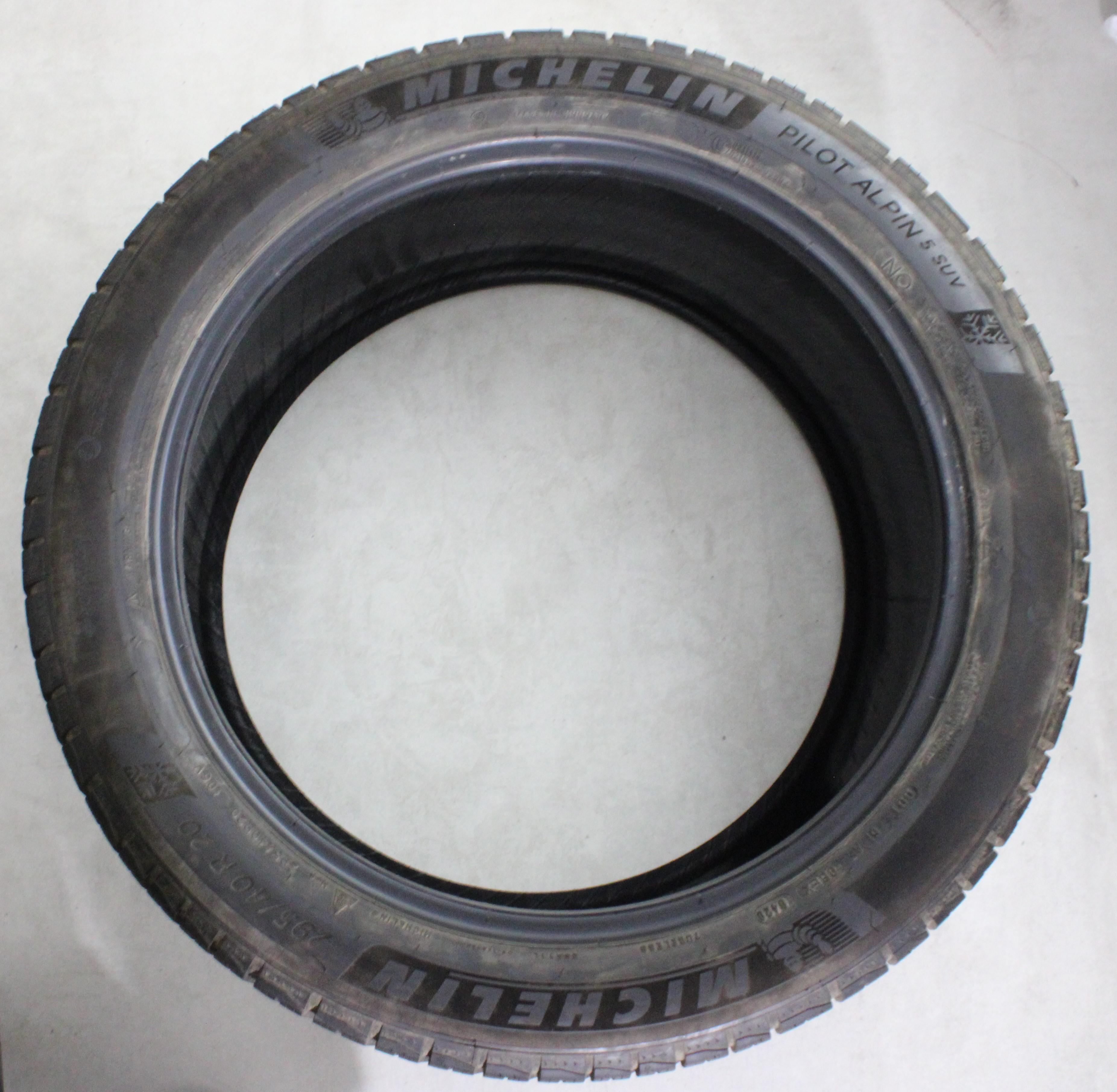 2 x 295/45R20 106V 2 x 265/40R20 104V Winterreifen Michelin Pilot Alpin 5 SUV 6,5mm 2020 N0