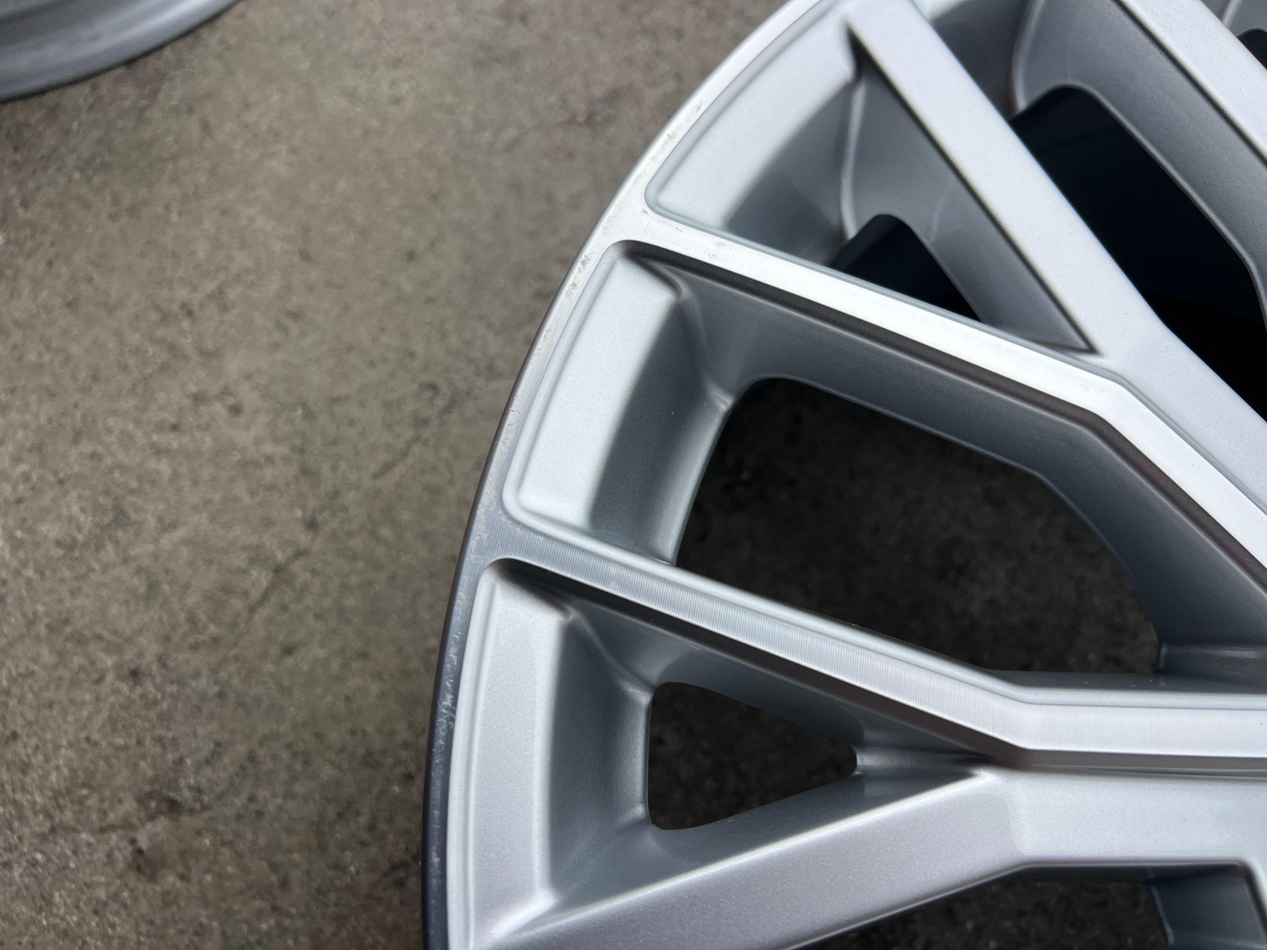 1 X ORIGINAL 18" ALUFELGE FELGE AUDI TT 8S 8S0601025G 8,5x18 ET50