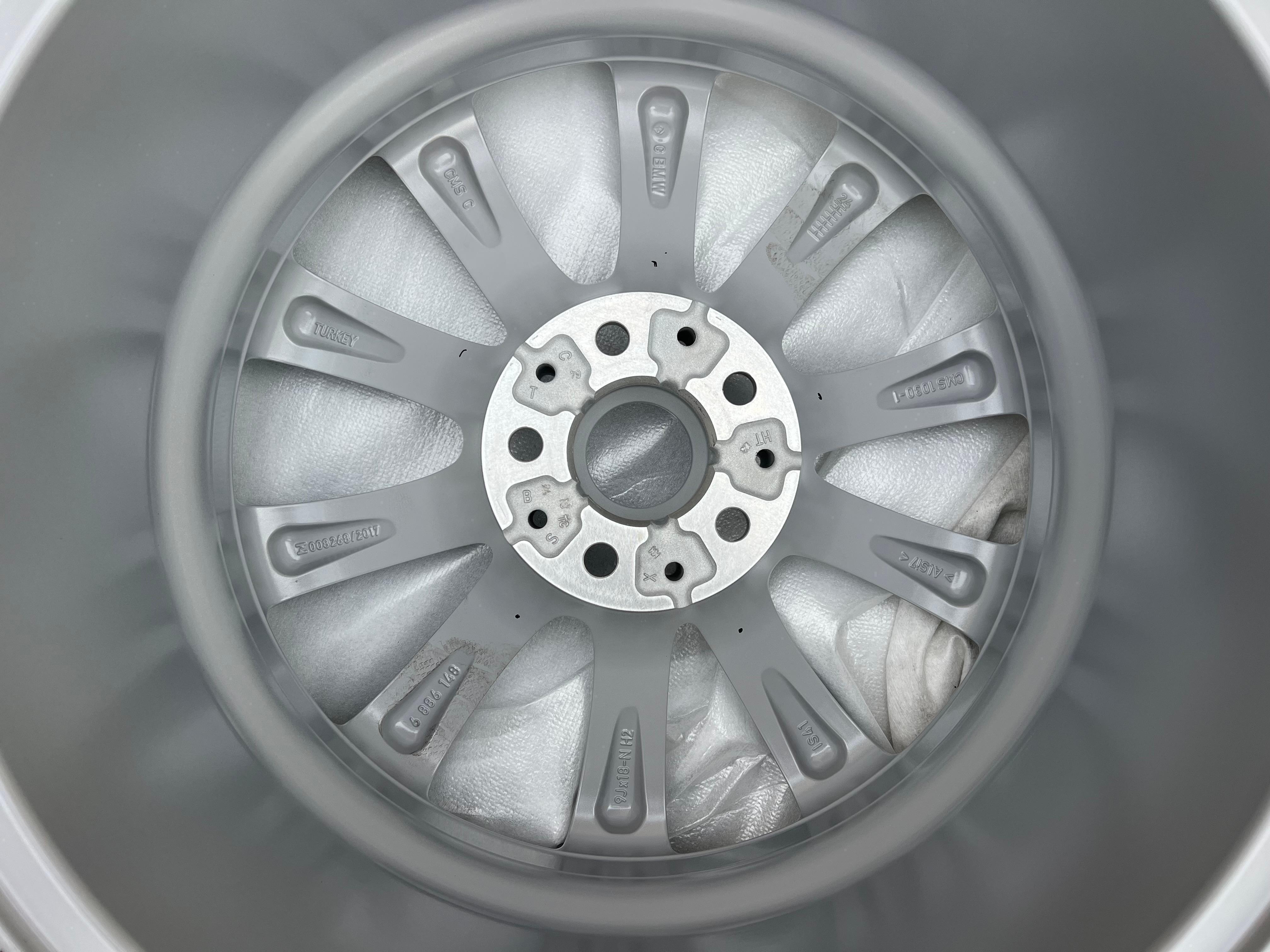 1X ORIGINAL 18" JUPE ALU BMW 5ER G30 G31 8ER G14 G15 G16 6886148 9x18 ET41