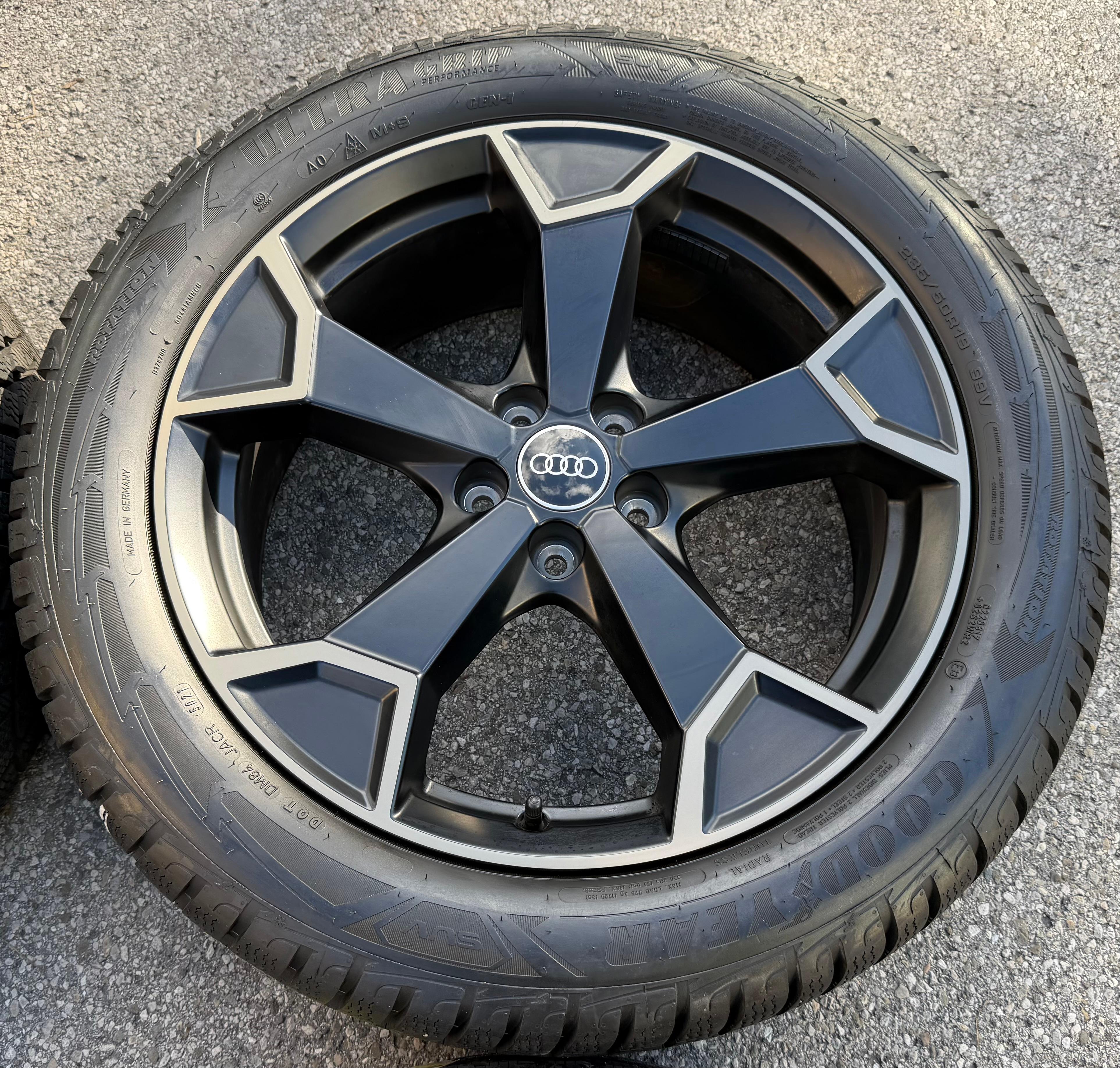 4 LLANTAS DE ALEACIÓN ORIGINALES DE INVIERNO DE 19" PARA AUDI Q3 F3B 83A 83A071499 235/50R19 99V ENVÍO GRATUITO