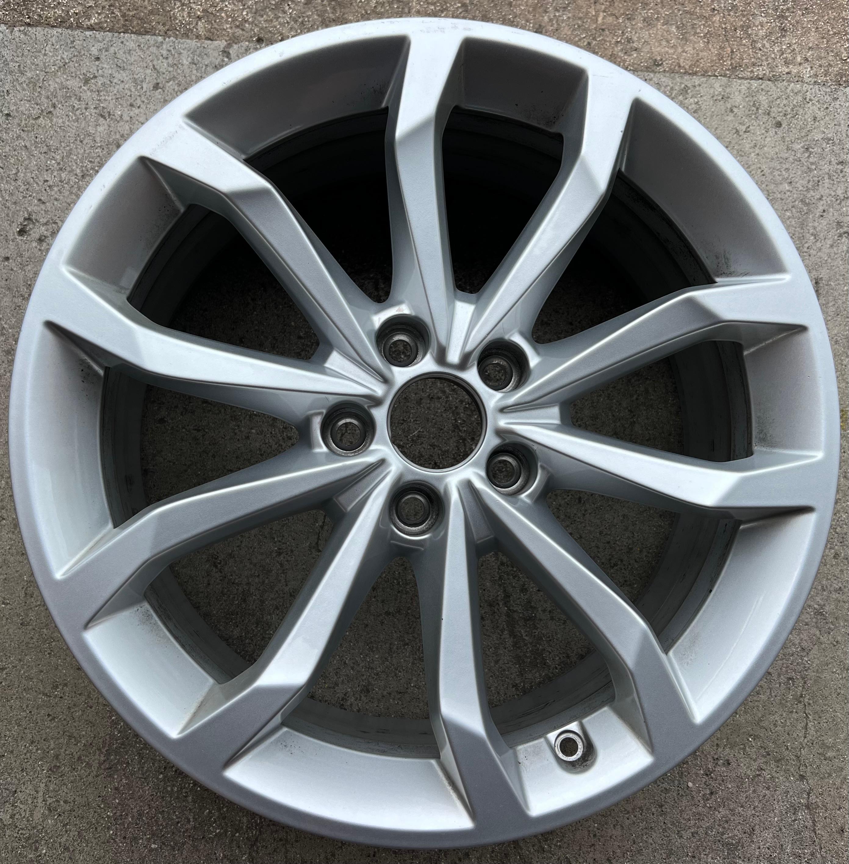 1 X ORIGINAL 18" ALUFELGE FELGE AUDI A4 8W 8W0601025H 8x18 ET40 FREIHAUS