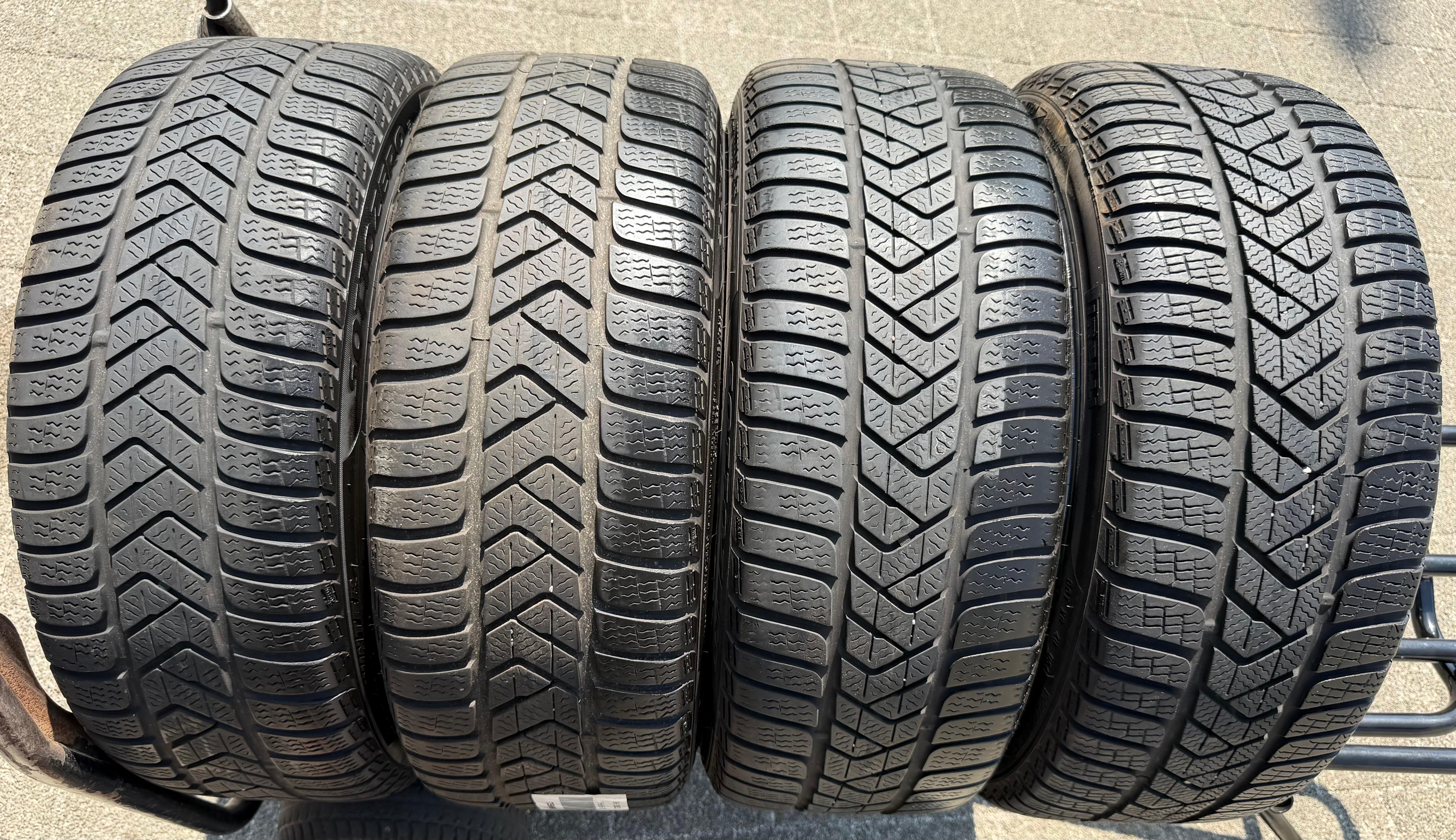 4 Original 18" Alu Winterräder VW Golf VII 7 AU 225/40R18 92V Salvador 5G0601025AF