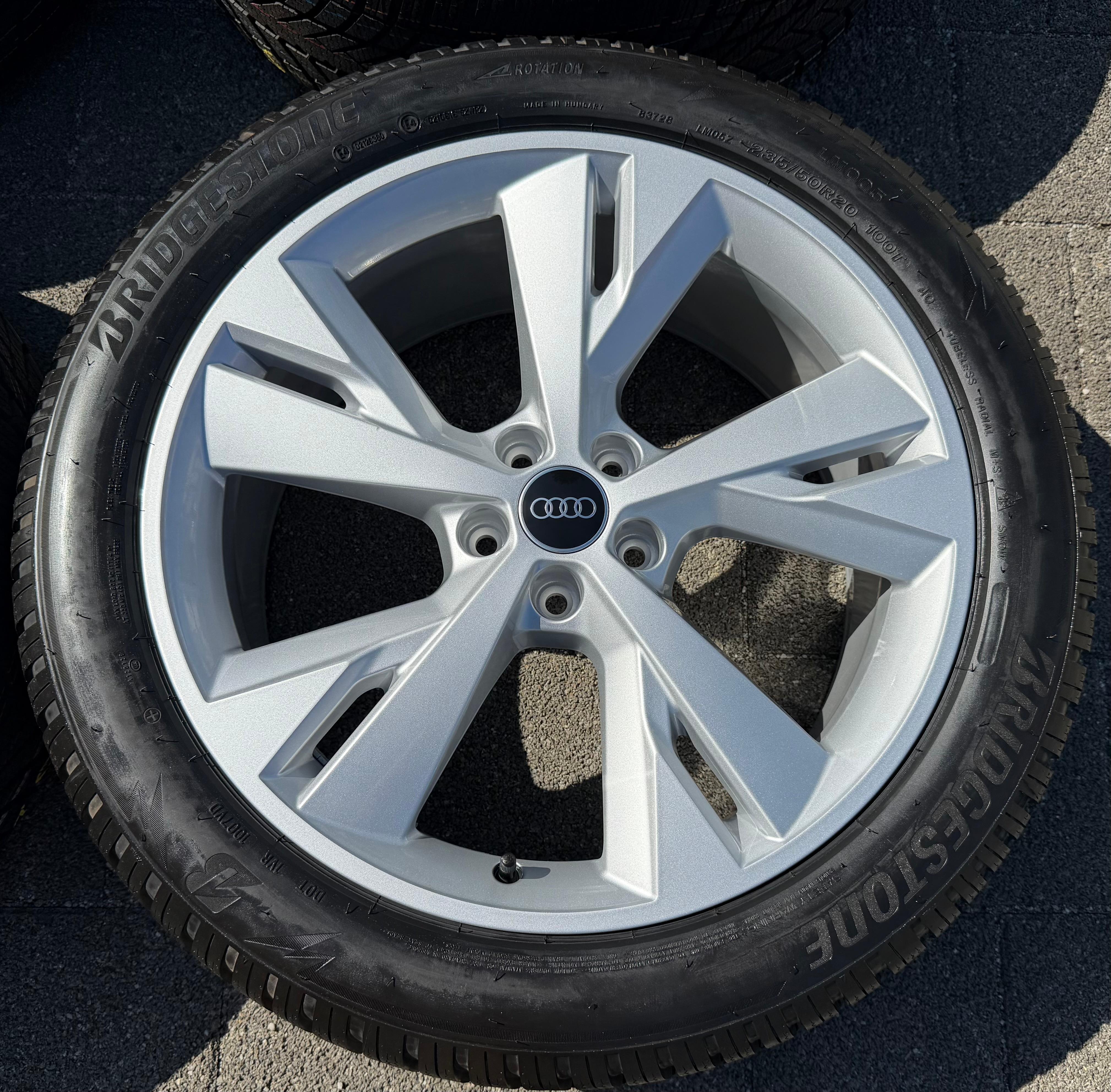 4 llantas de aluminio originales de invierno de 20" para Audi Q4 E-Tron, 235/50R20 101T y 255/45R20 101T, NUEVAS