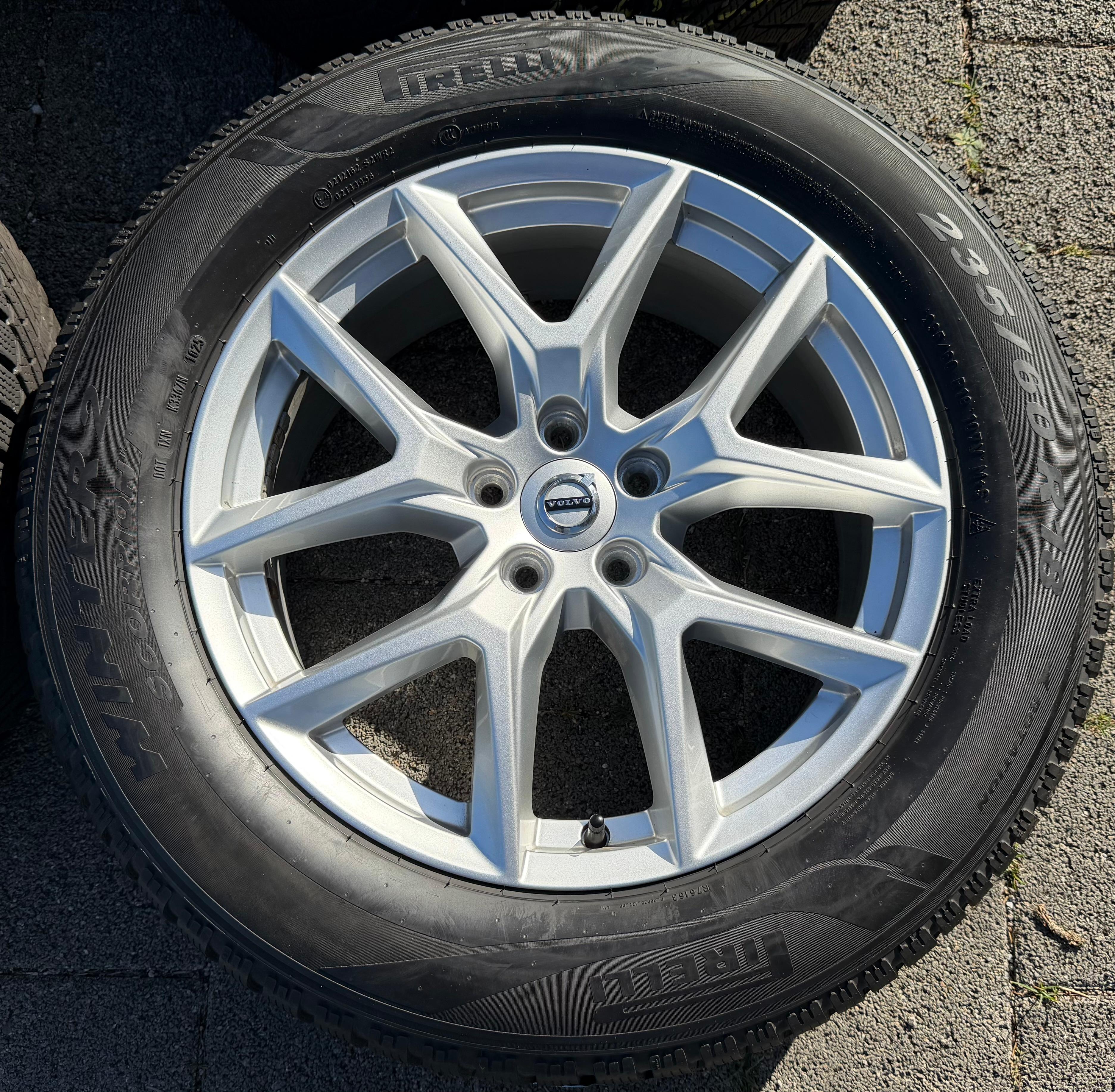 4 Original 18" Alu Winterräder Volvo XC60 II 31423851 235/60R18 107V Pirelli 2025