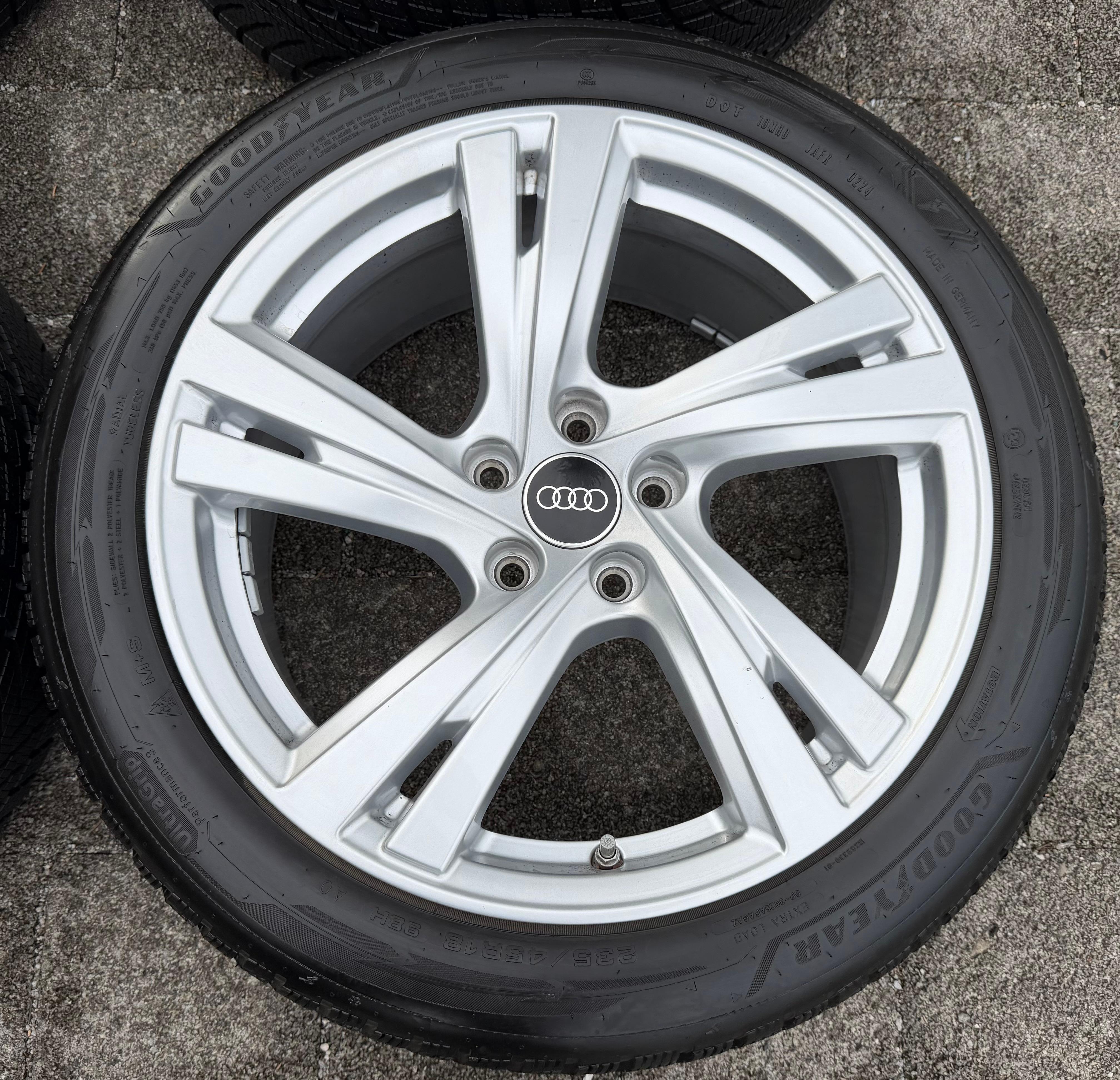 4 RUEDAS DE ALEACIÓN ORIGINALES DE INVIERNO DE 18" AUDI A5 S5 FU2 B10 8B3601025C 235/45R18 98H 2024