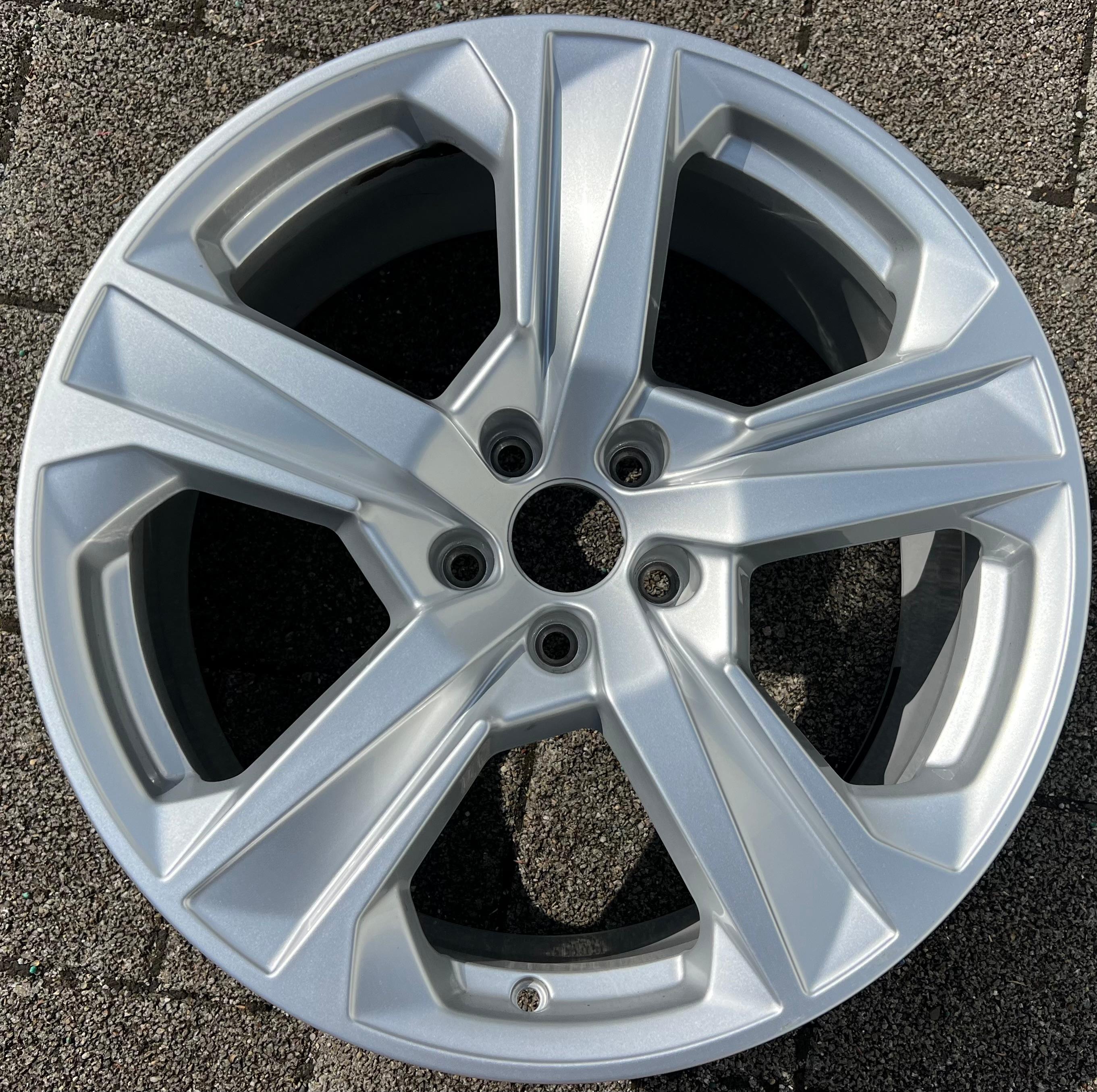 1 jante alu d'origine Audi A7 S7 19", 4K, 8x19, ET27, référence 4K8601025J, livraison gratuite